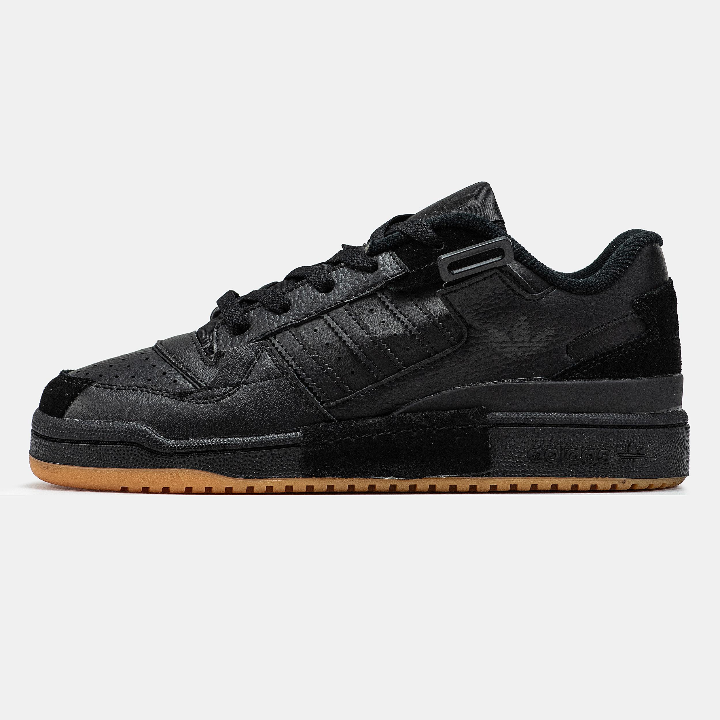 Adidas Forum 84 Low "Triple Black Gum"