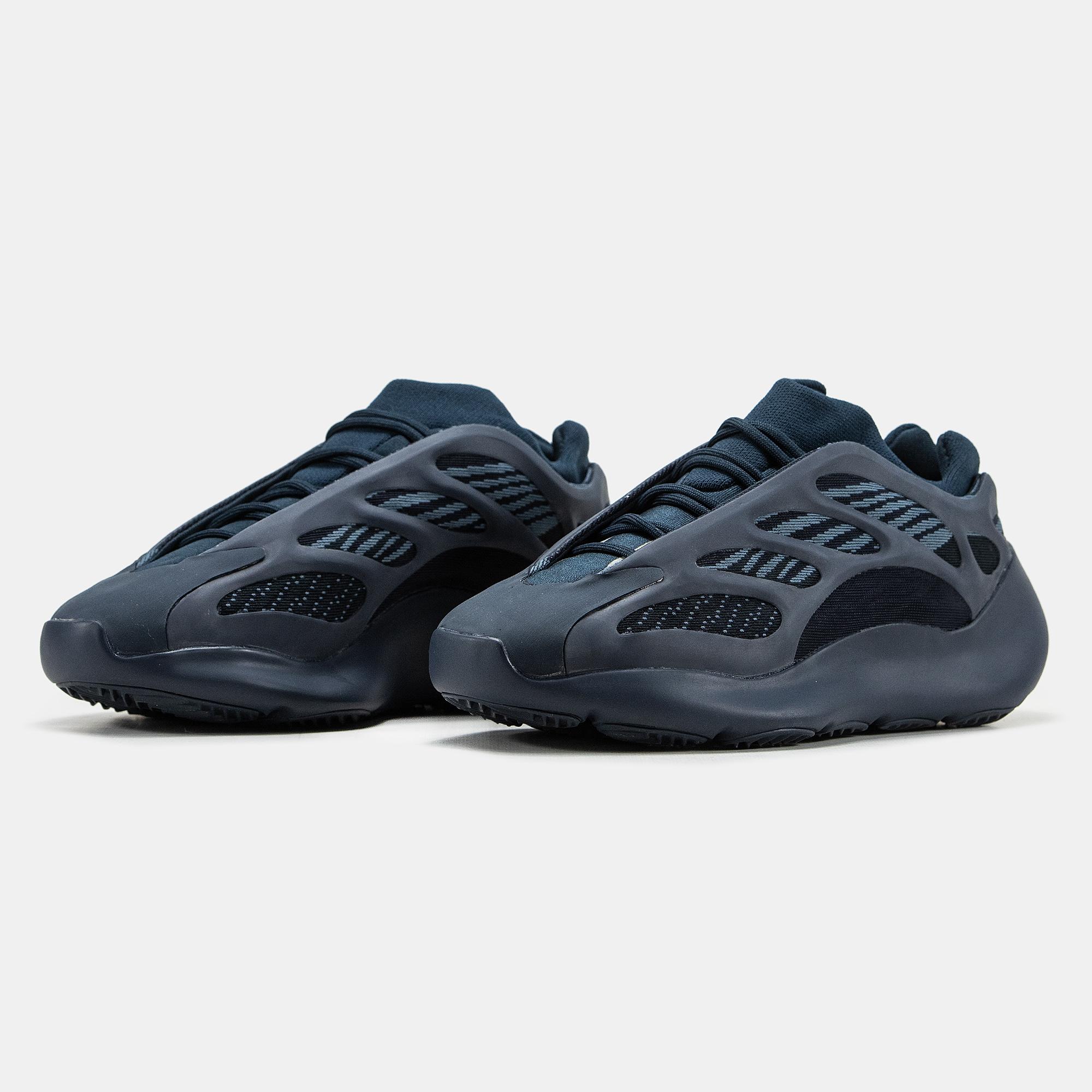Adidas Yeezy 700 V3 Fade Carbon - изображение 5