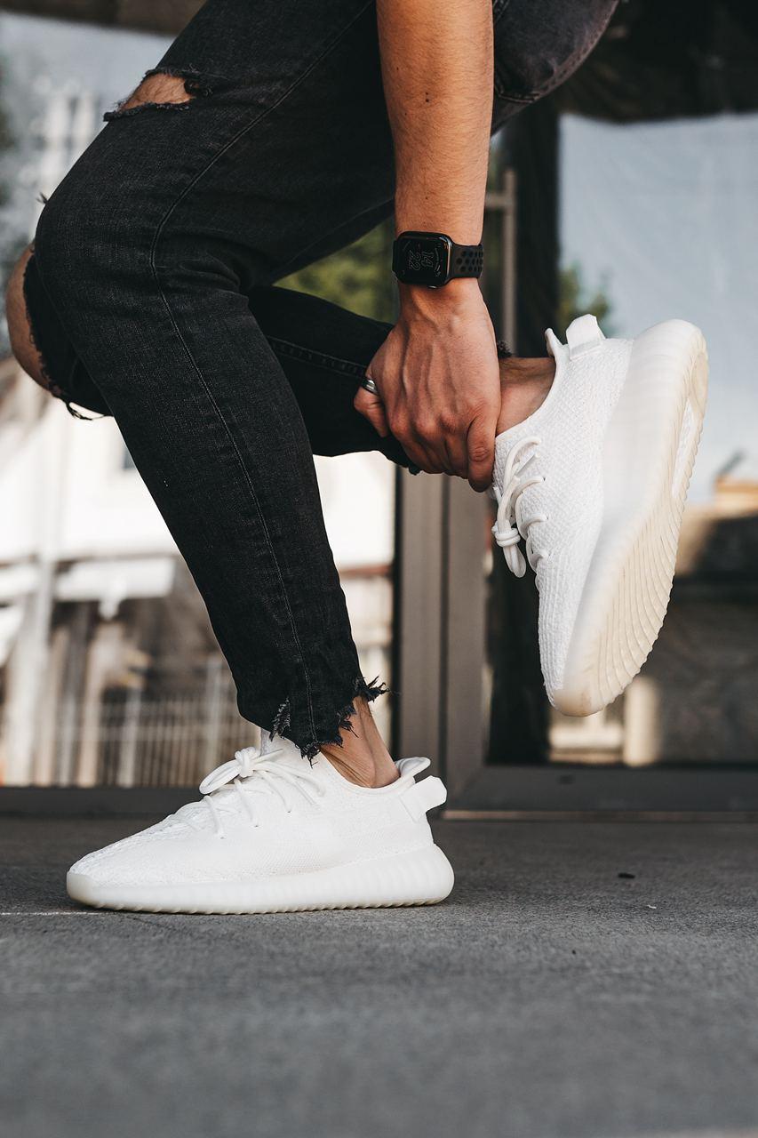Adidas Yeezy Boost 350 v2 White (Triple White) - изображение 1