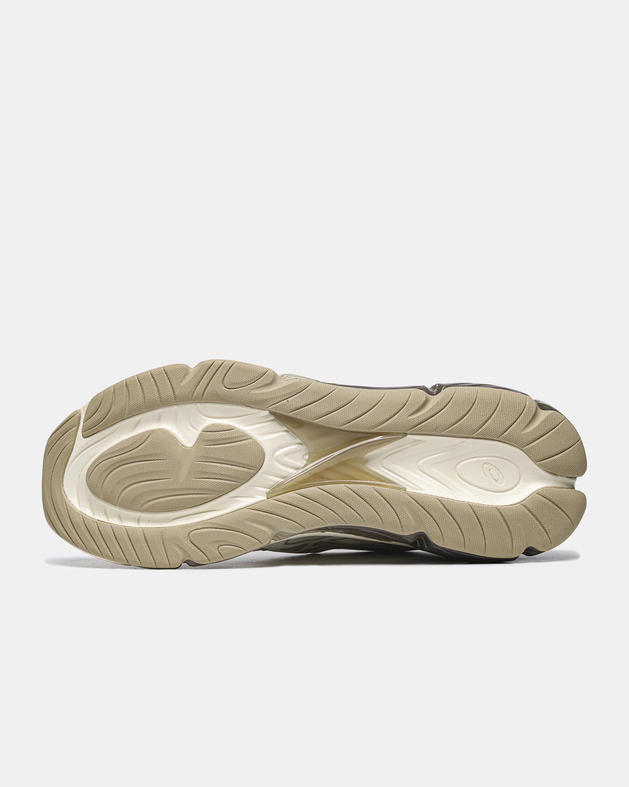 C.P. Company x Asics Gel-Quantum 360 VIII Cream Olive - изображение 2