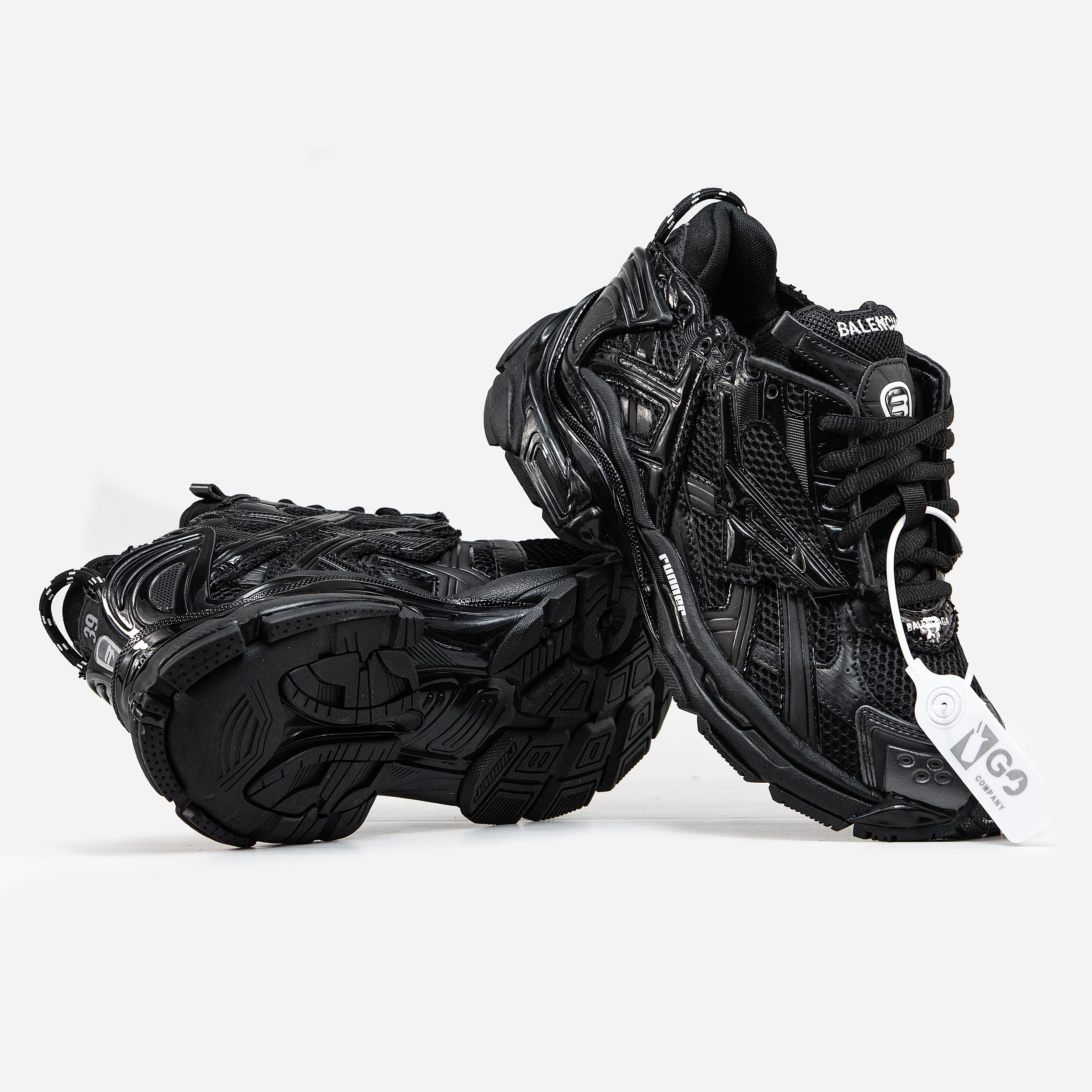 Balenciaga Runner "Triple Black" - изображение 8