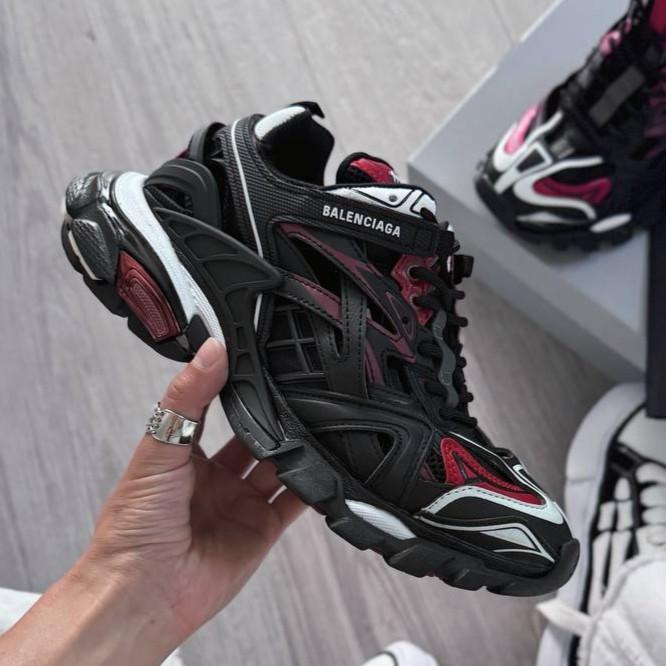 Balenciaga Track.2 Sneaker Black Red White