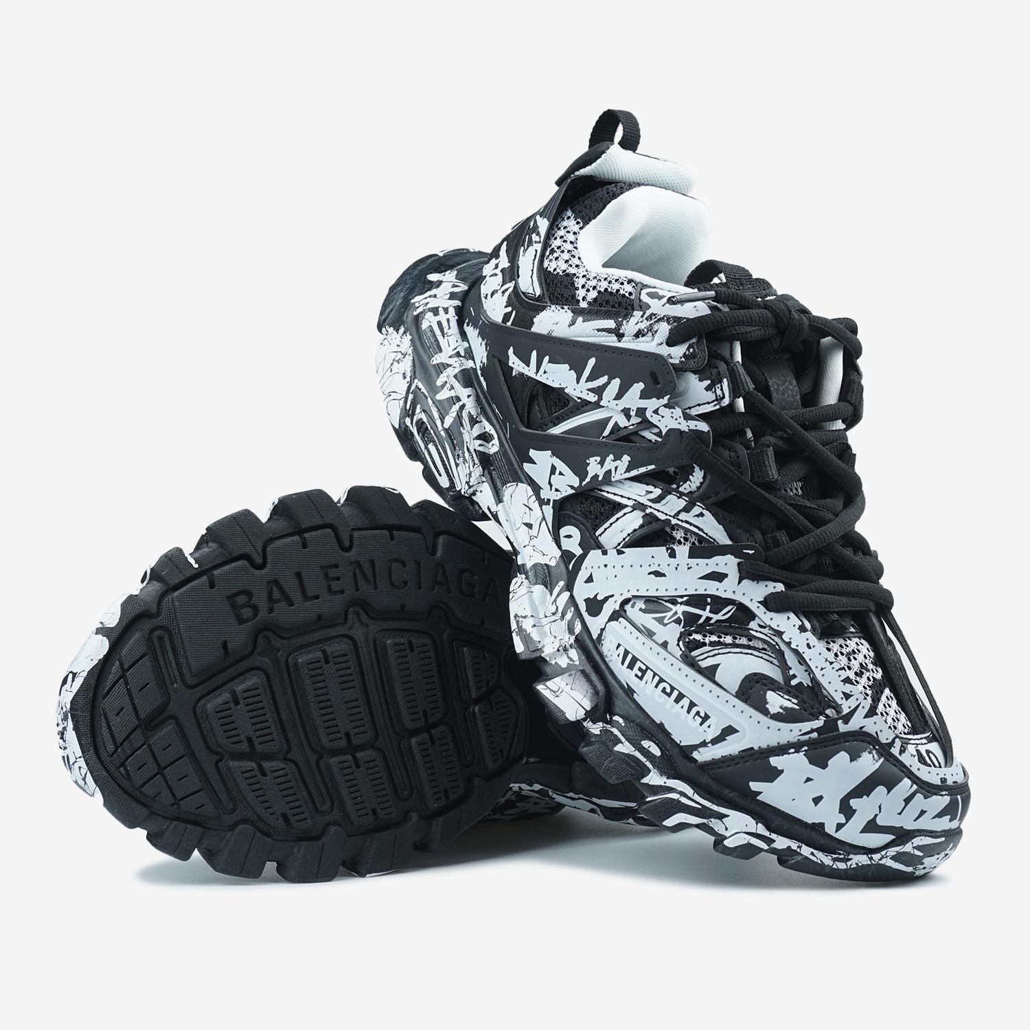 Balenciaga Track Graffiti Black White - изображение 1