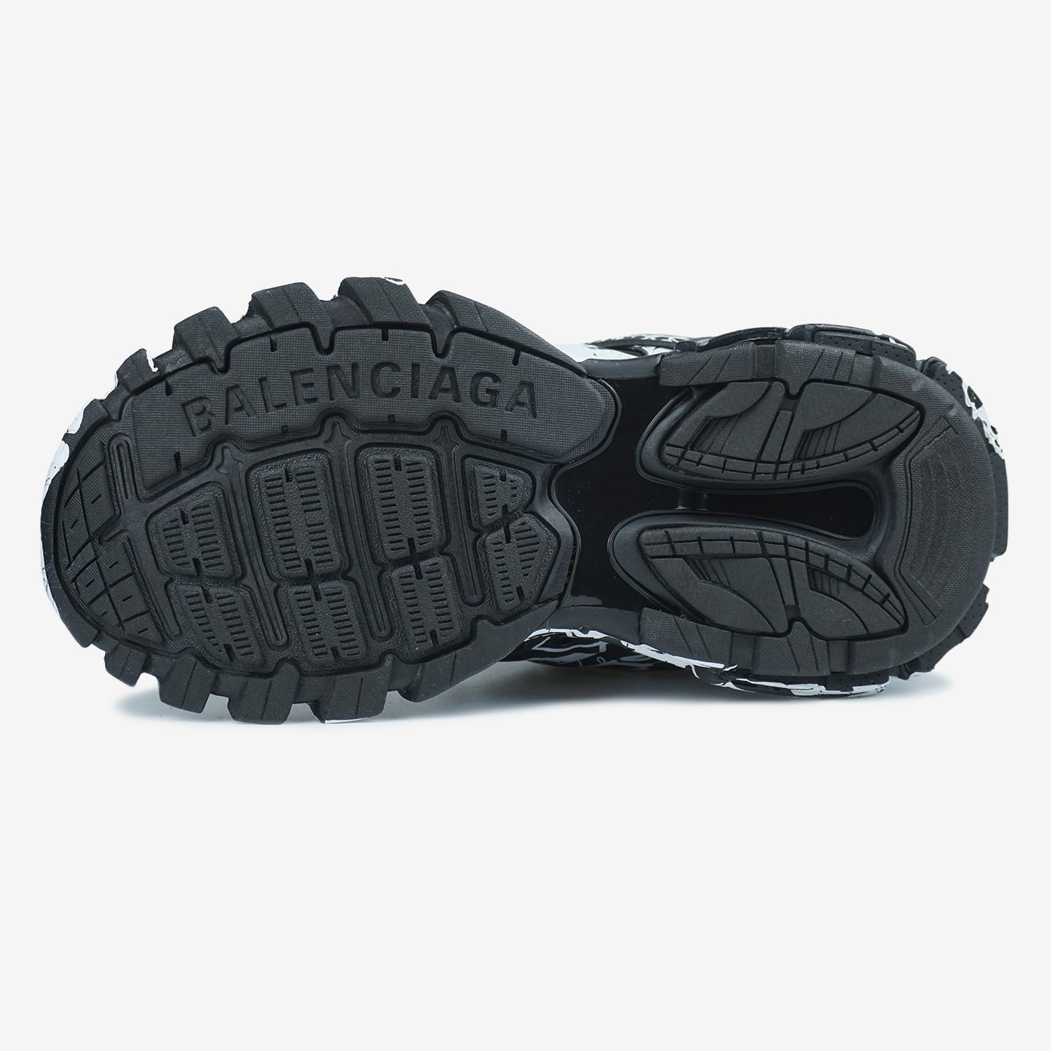 Balenciaga Track Graffiti Black White - изображение 3