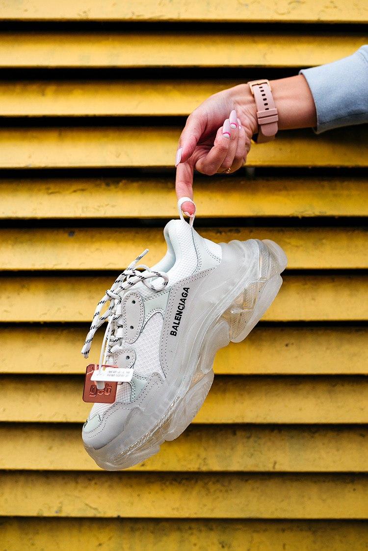 Balenciaga Triple S Clear Sole White - изображение 4