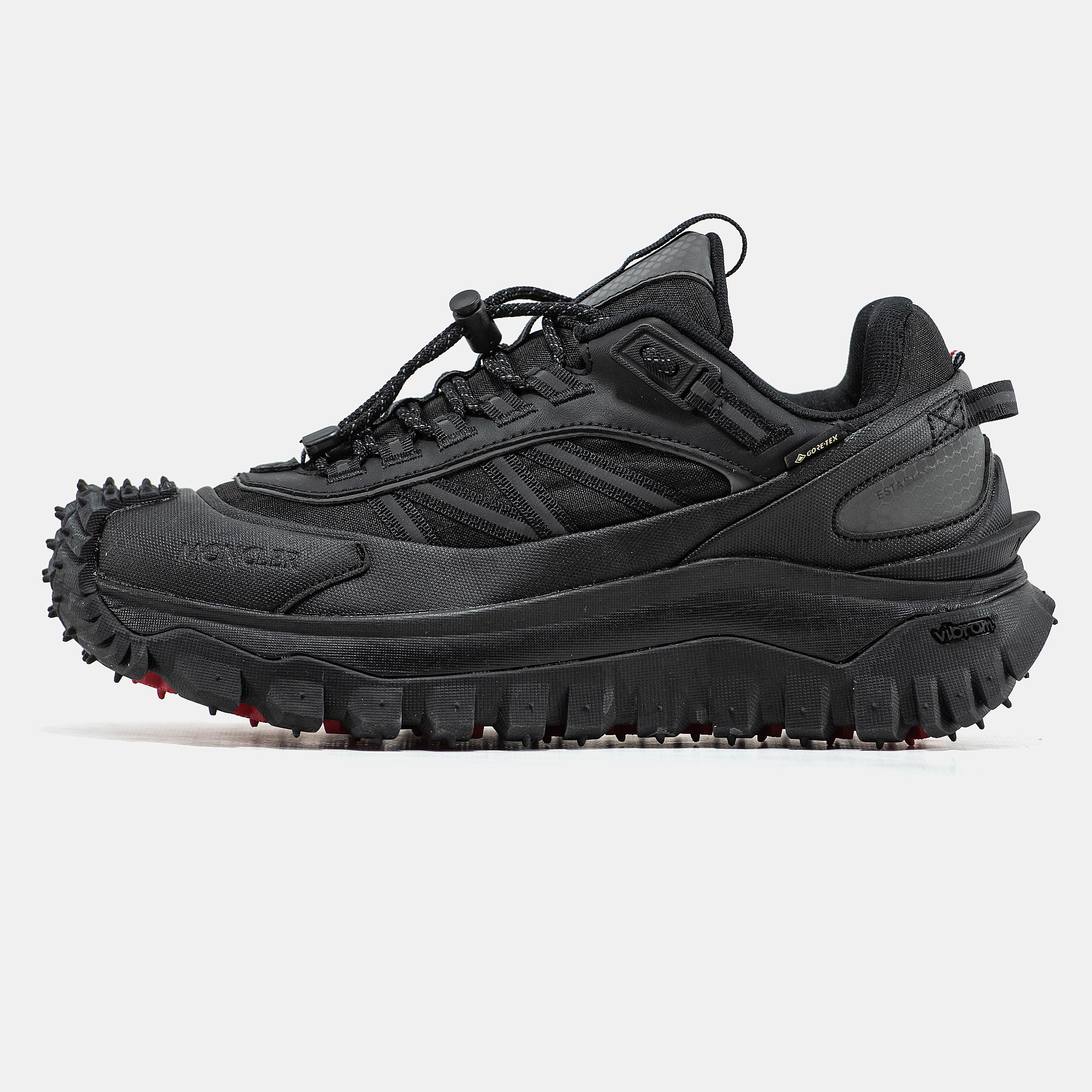 Moncler Trailgrip Gore-Tex Black