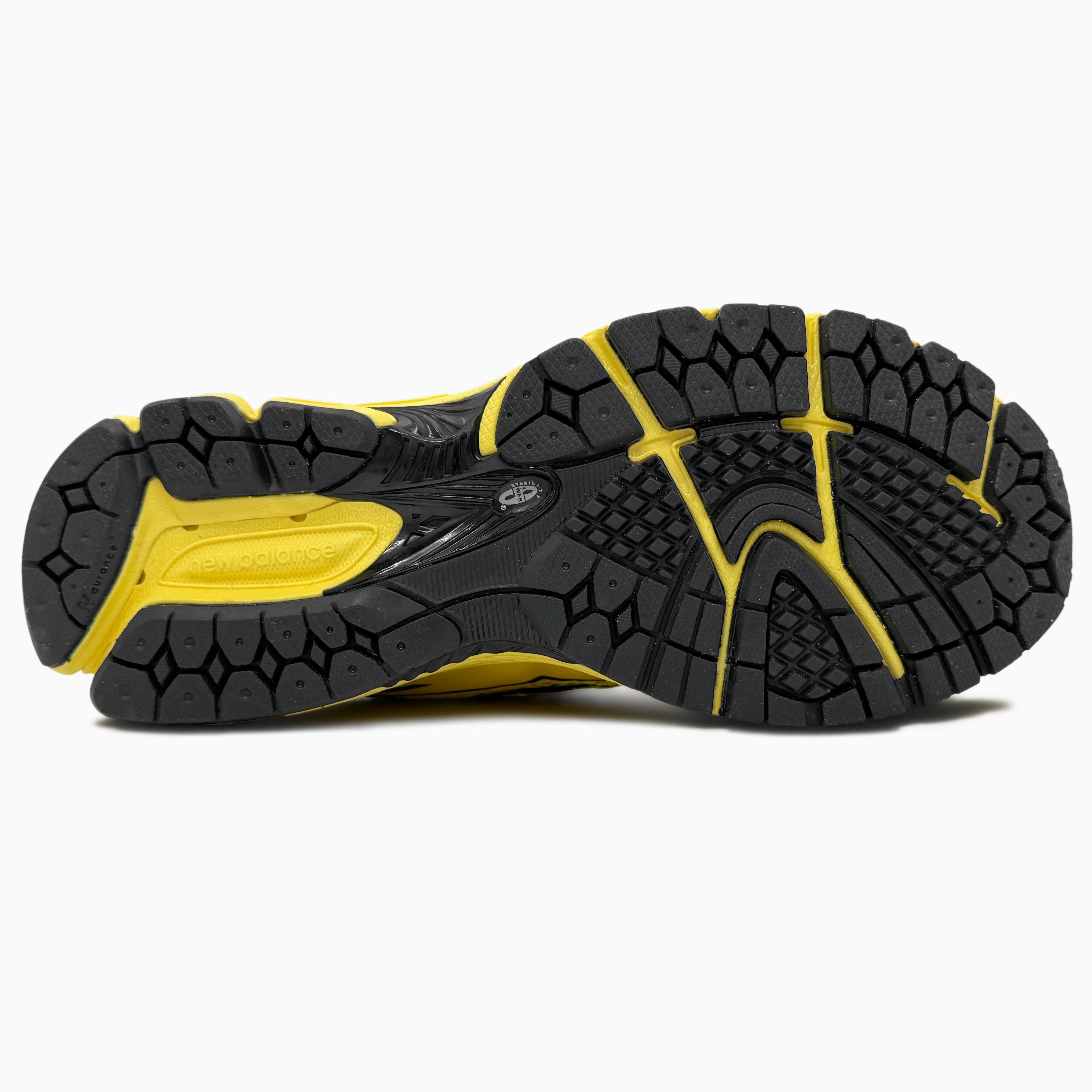 New Balance 1906R Yellow Black - изображение 1