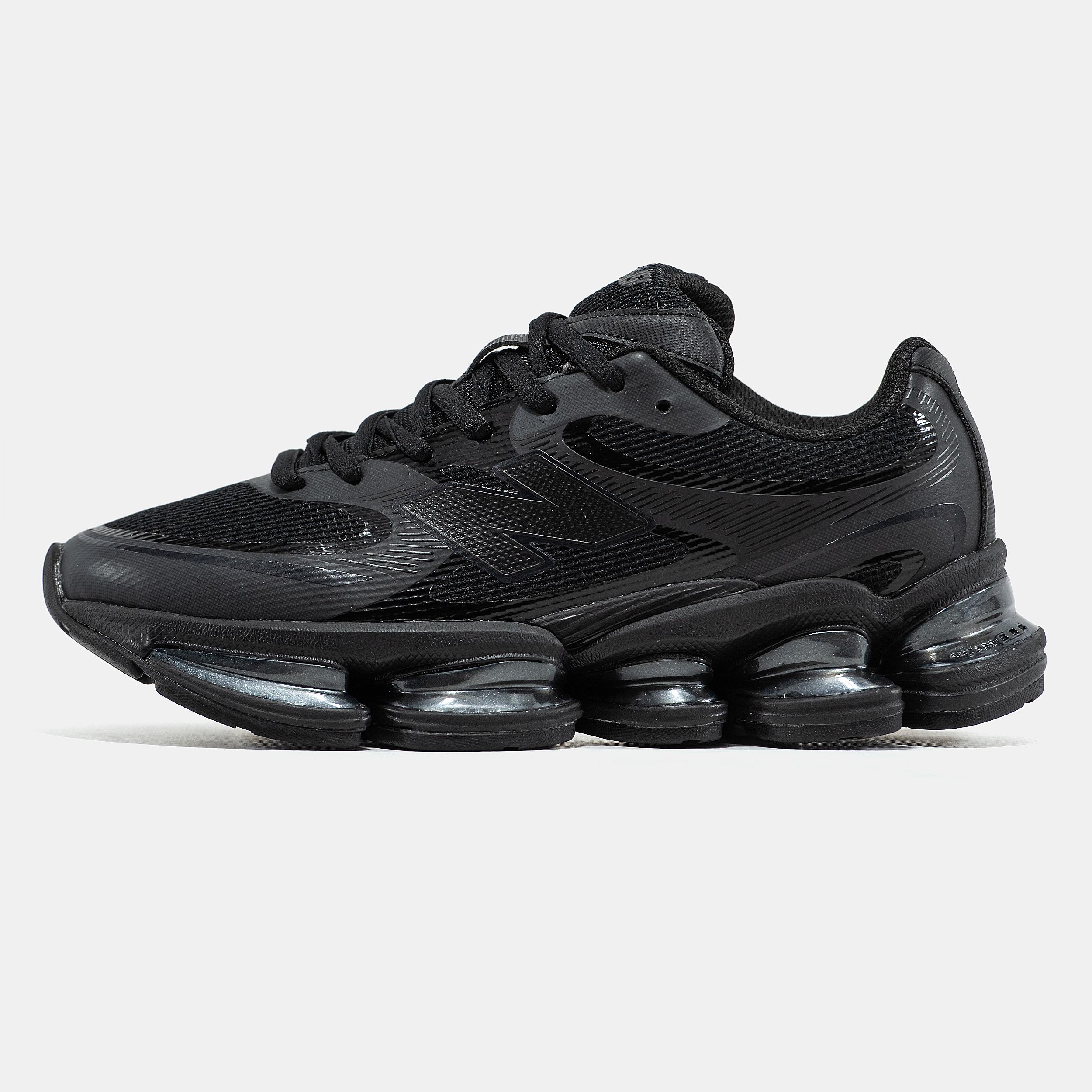 New Balance 2000 Triple Black