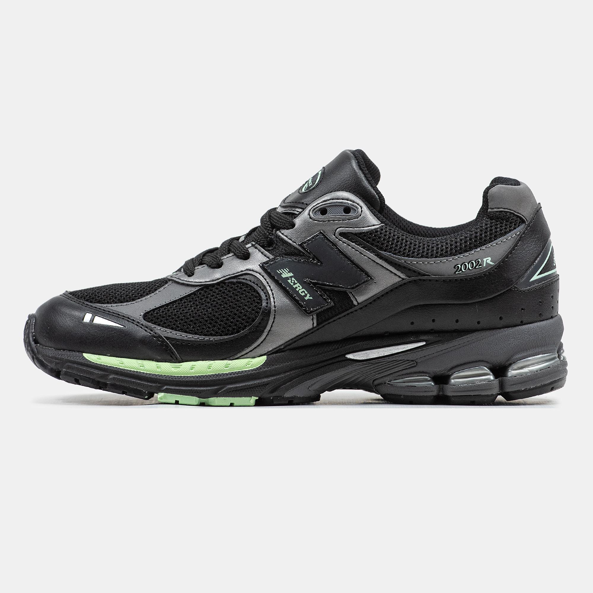 New Balance 2002R Black Silver Mint