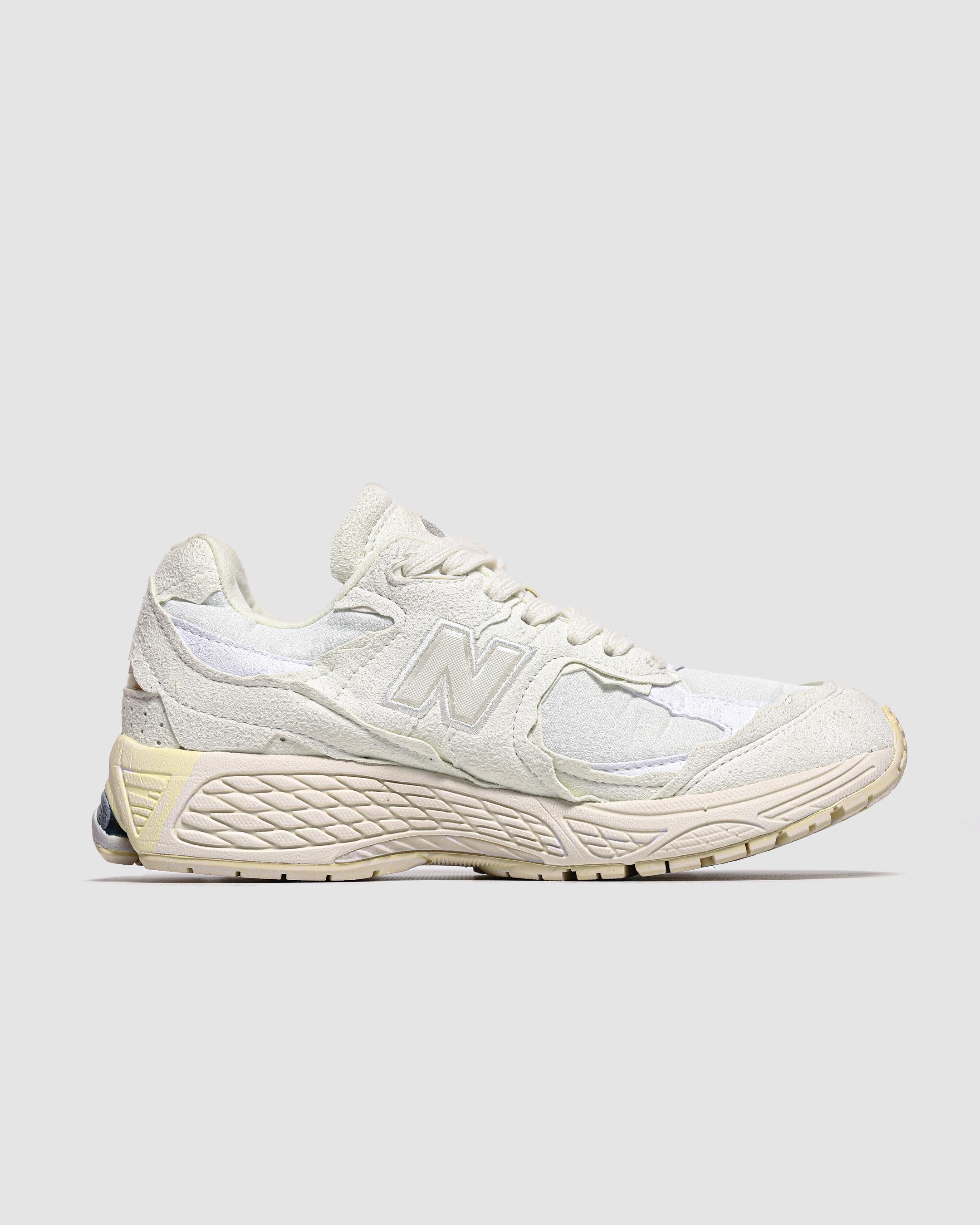 New Balance 2002R Protection Pack White Cream - изображение 1
