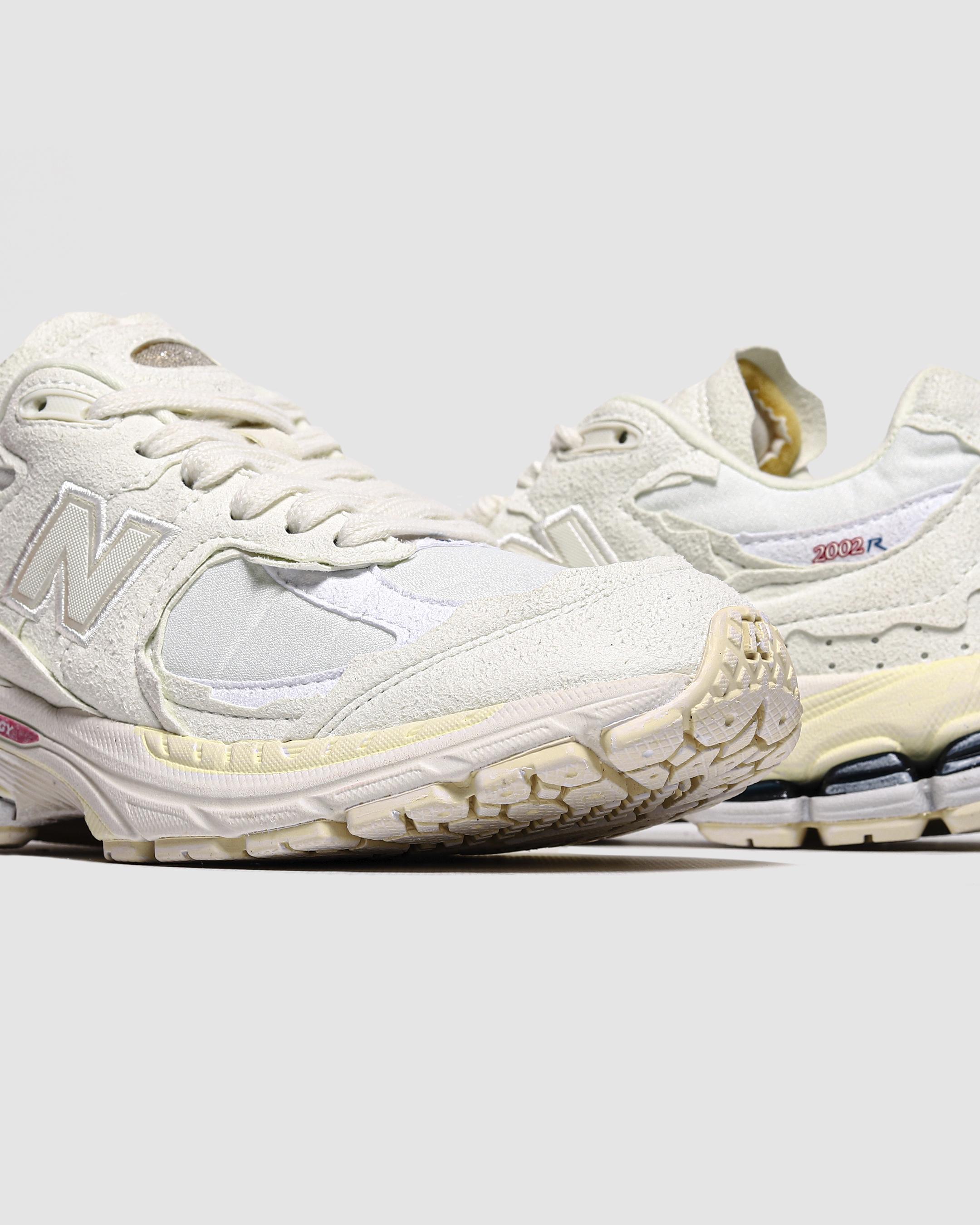 New Balance 2002R Protection Pack White Cream - изображение 7