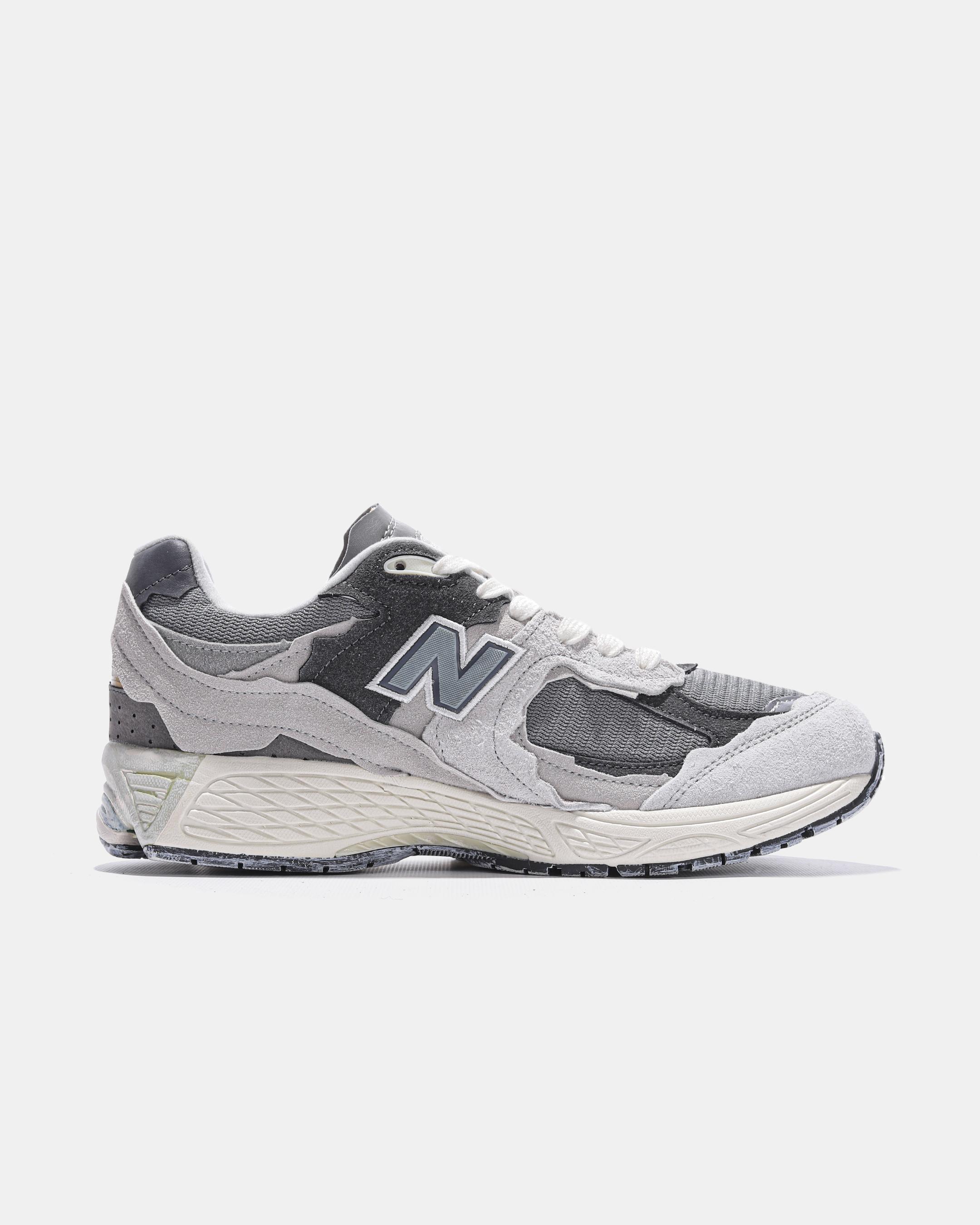 New Balance 2002R Protection Pack Grey Black - изображение 2