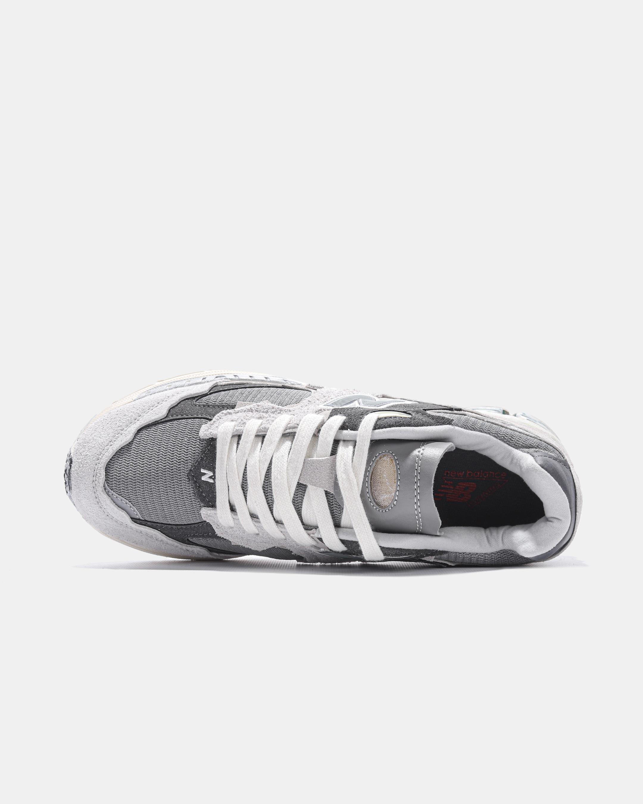 New Balance 2002R Protection Pack Grey Black - изображение 3