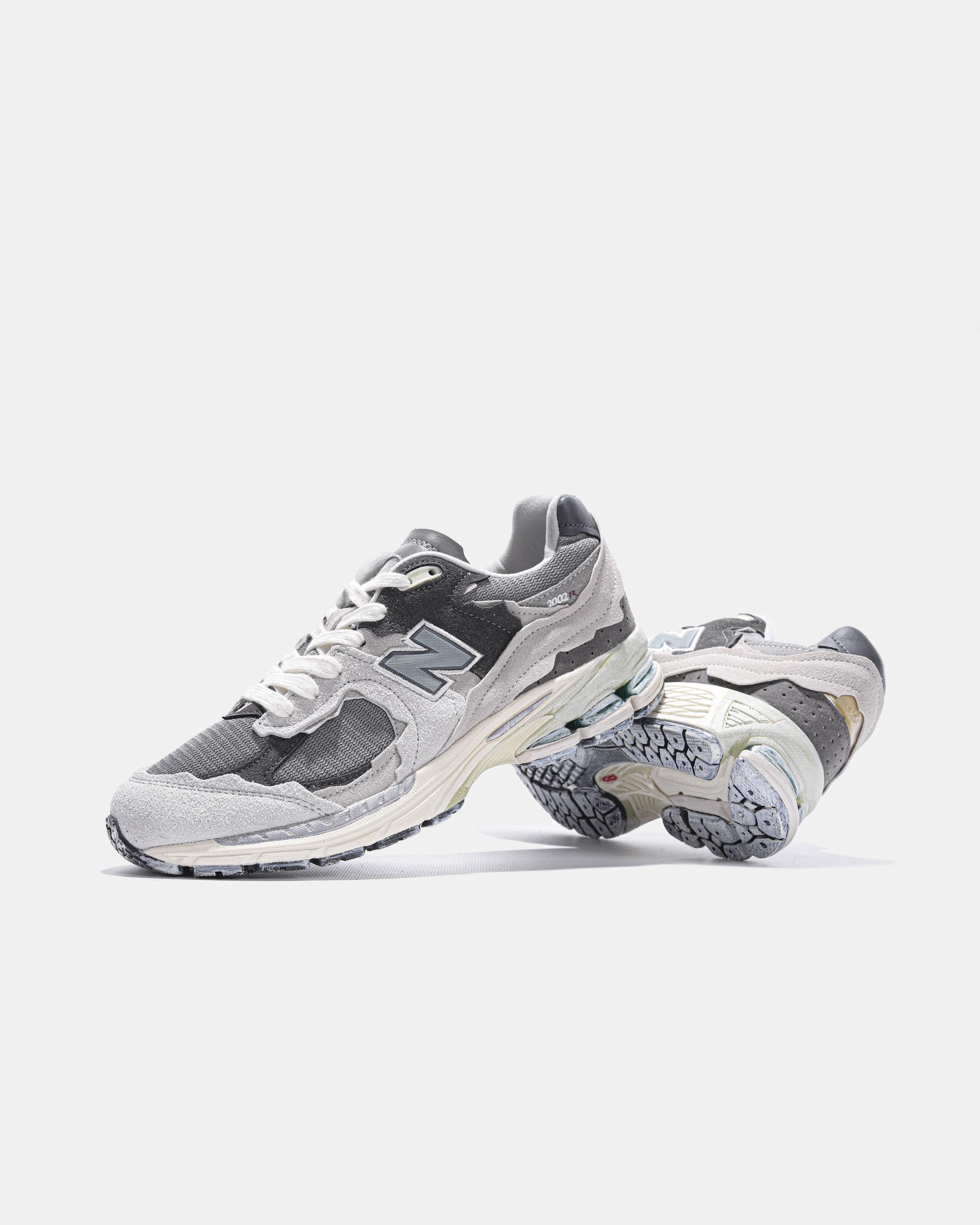New Balance 2002R Protection Pack Grey Black - изображение 6