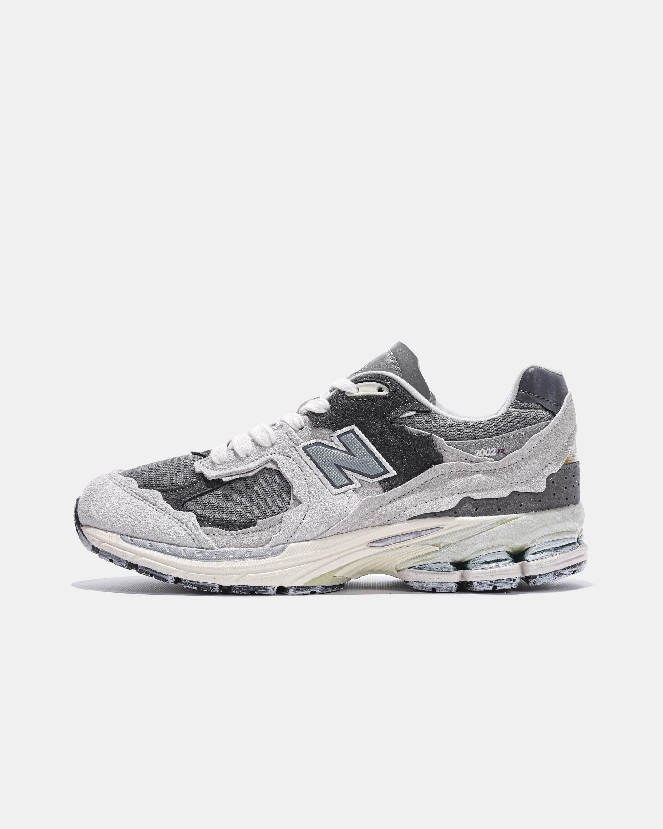 New Balance 2002R Protection Pack Grey Black