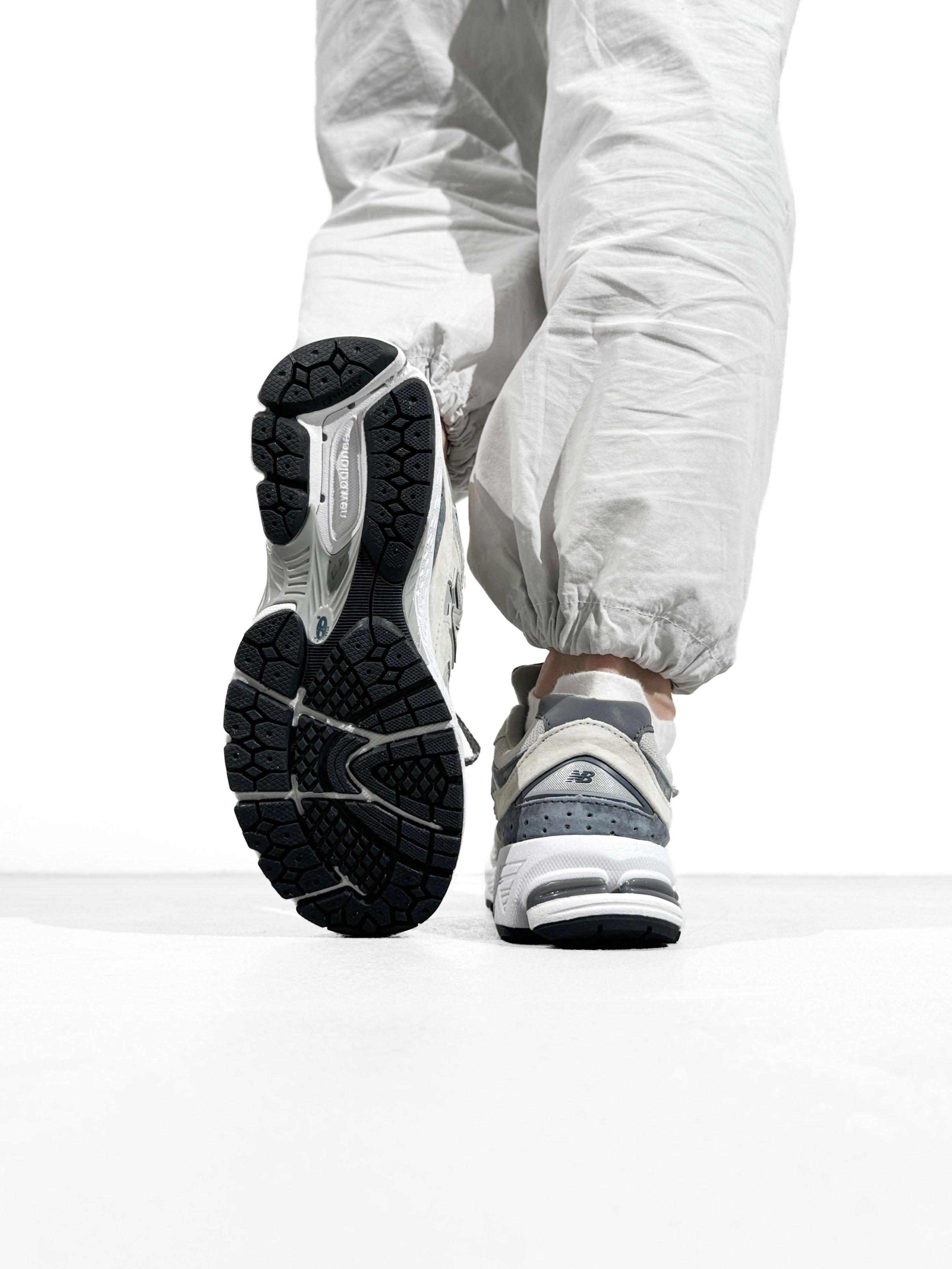 New Balance 2002R Rain Cloud - изображение 3