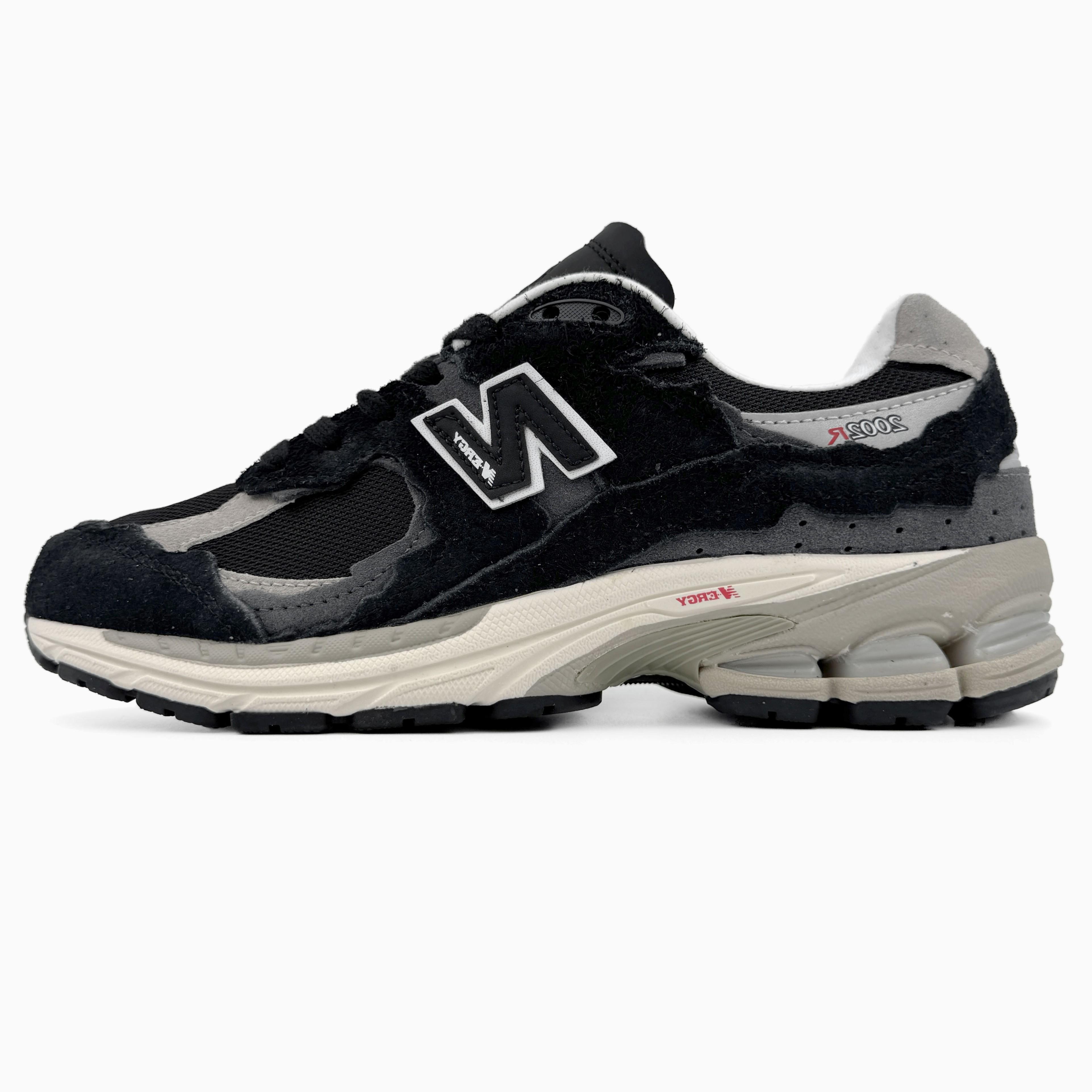 New Balance 2002R Protection Pack Black Grey