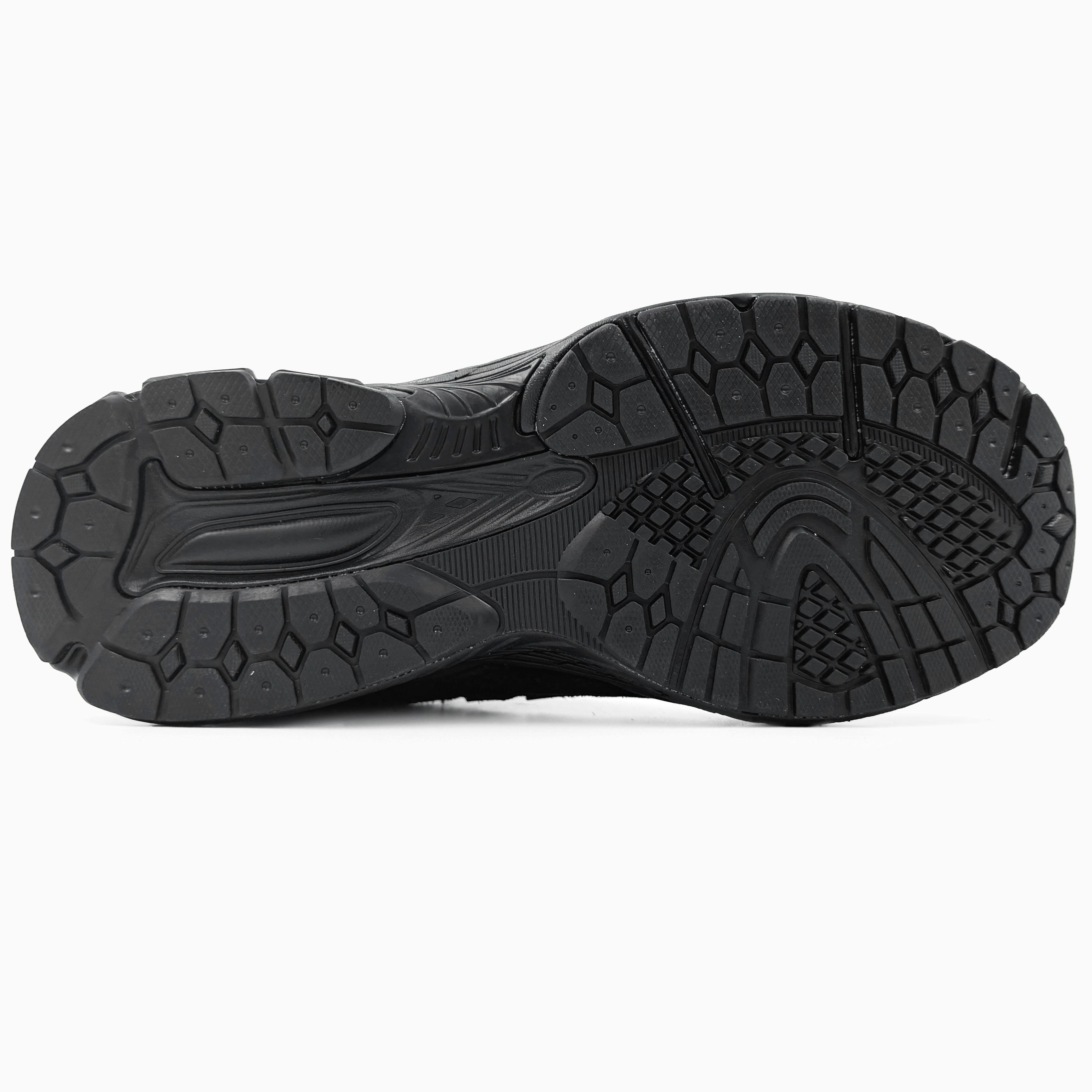 New Balance 2002R Gore-Tex Protection Pack Triple Black - изображение 2