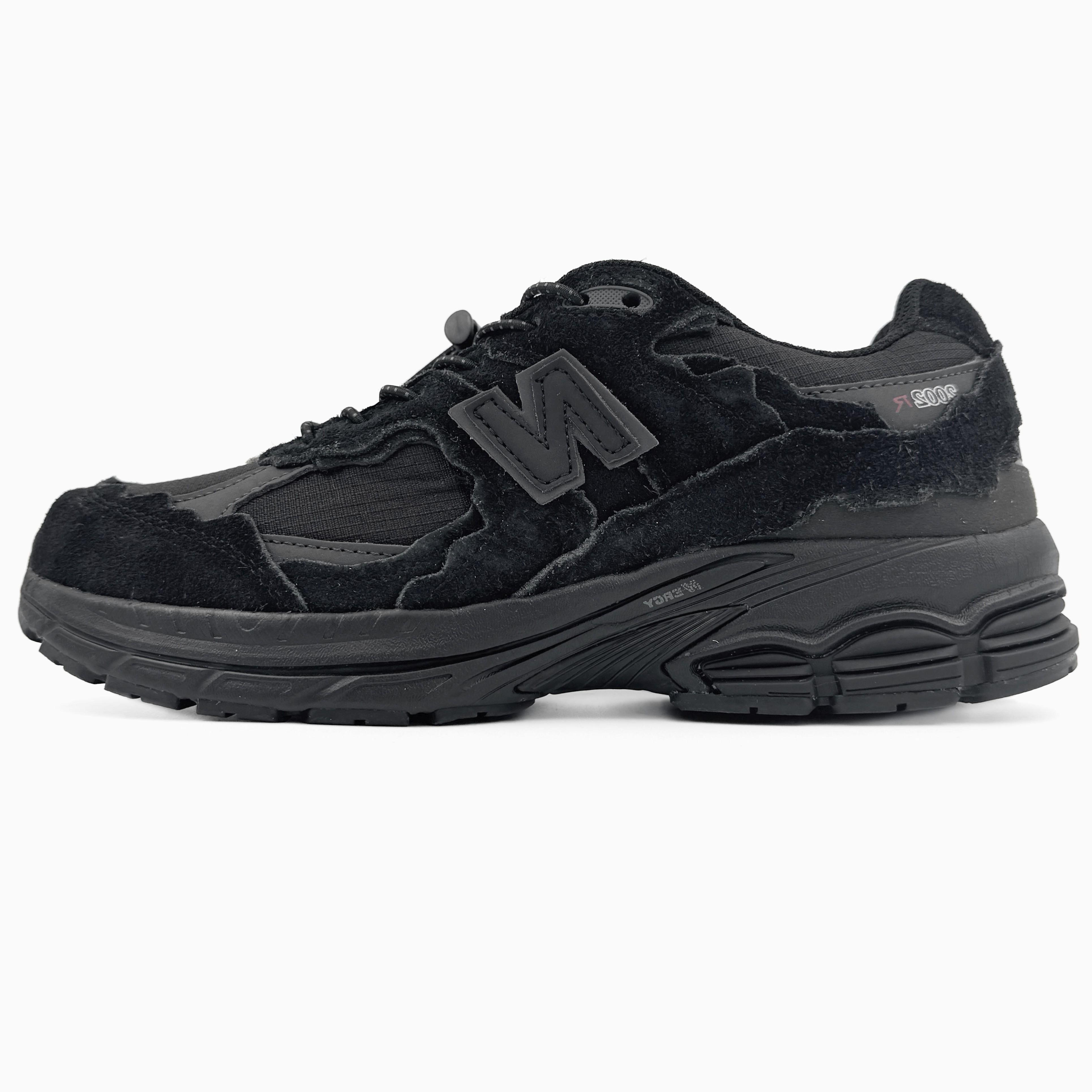 New Balance 2002R Gore-Tex Protection Pack Triple Black