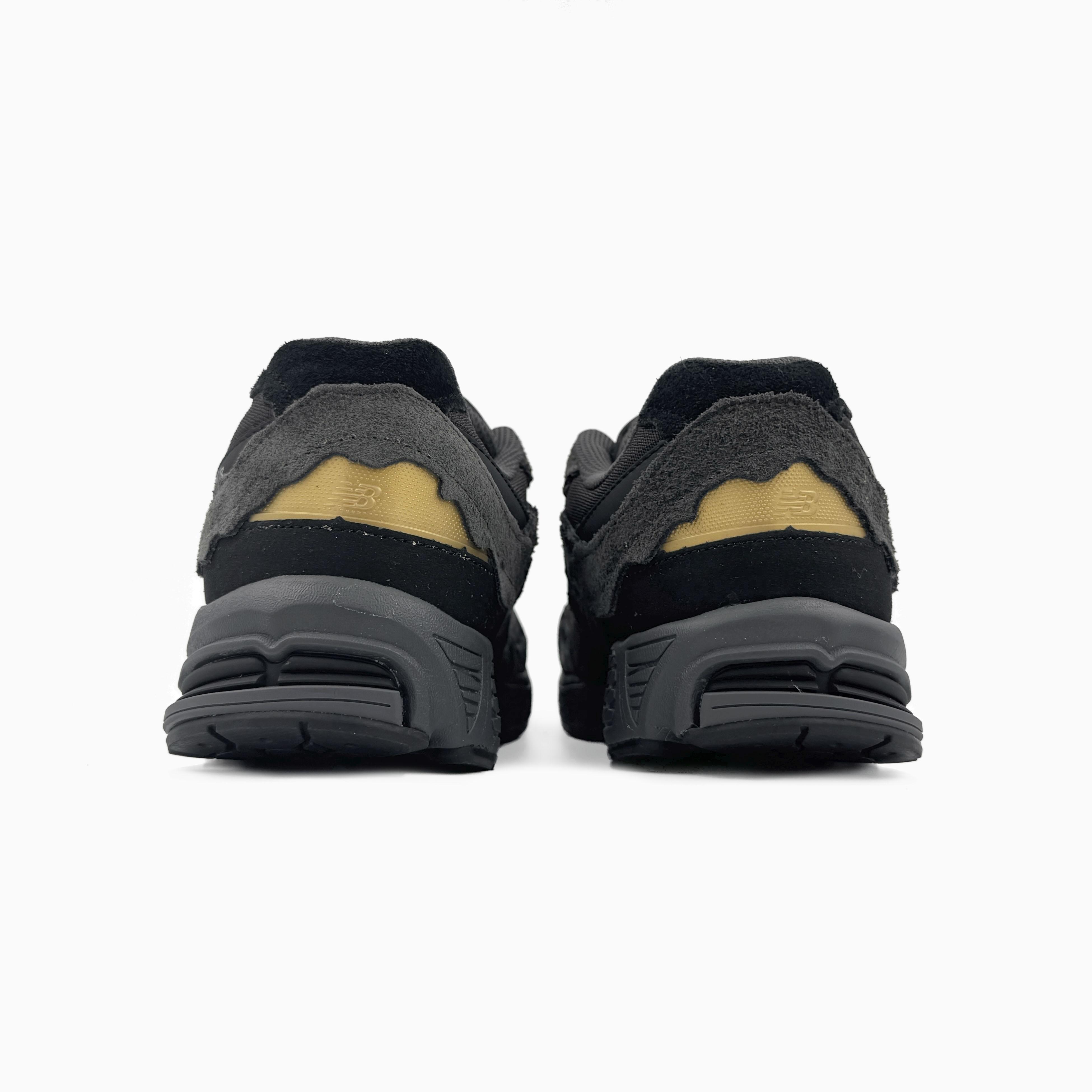 New Balance 2002R Gore-Tex Protection Pack Dark Charcoal - изображение 4