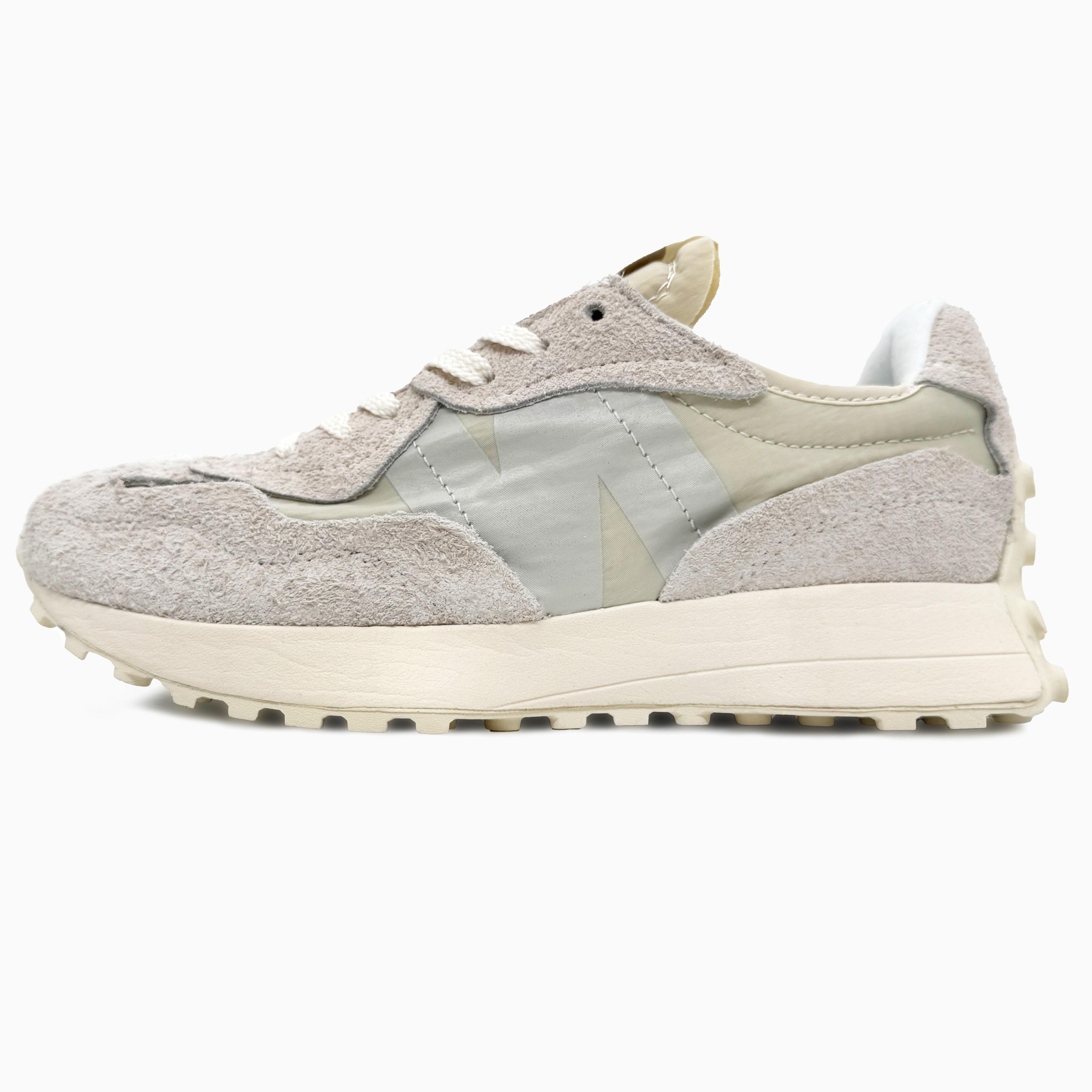 New Balance 327 Moonbeam Grey