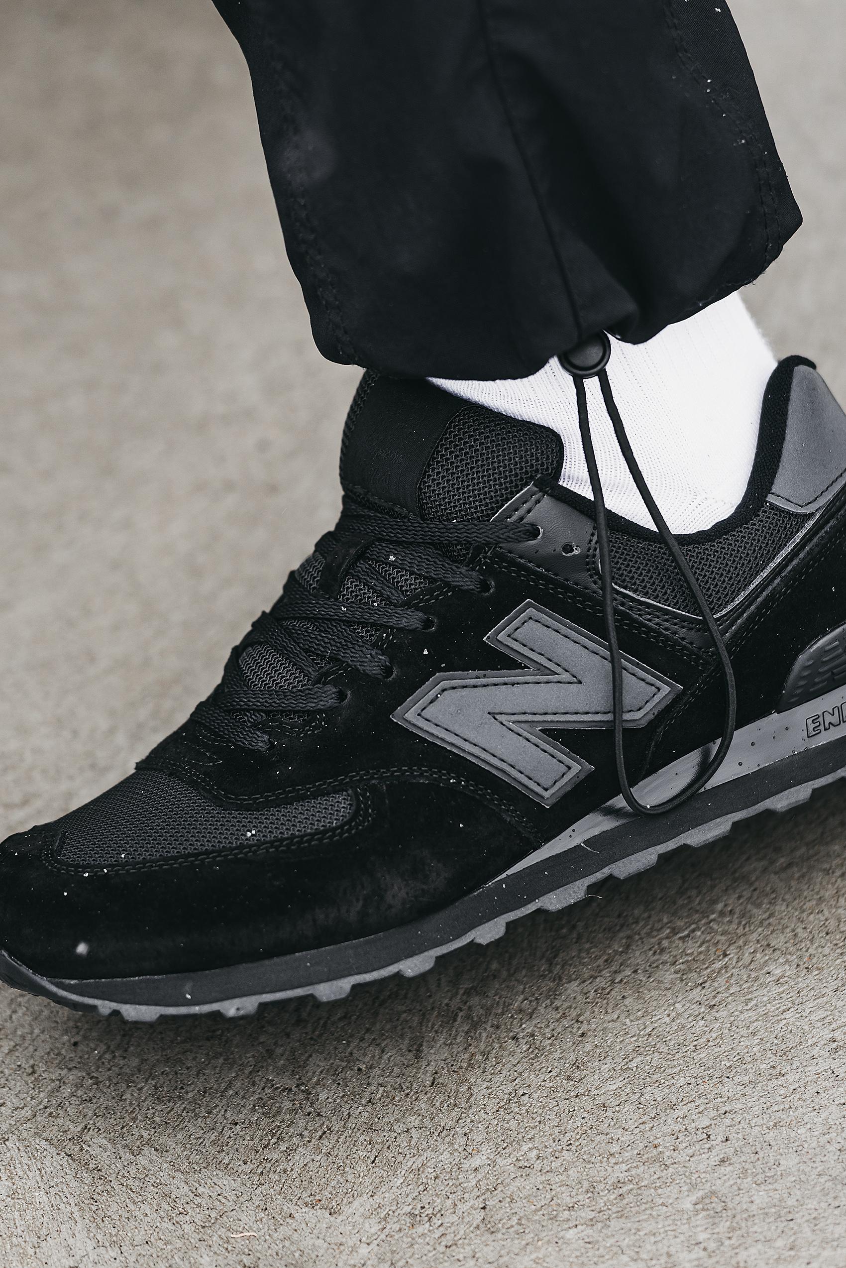 New Balance 574 Triple Black - изображение 7