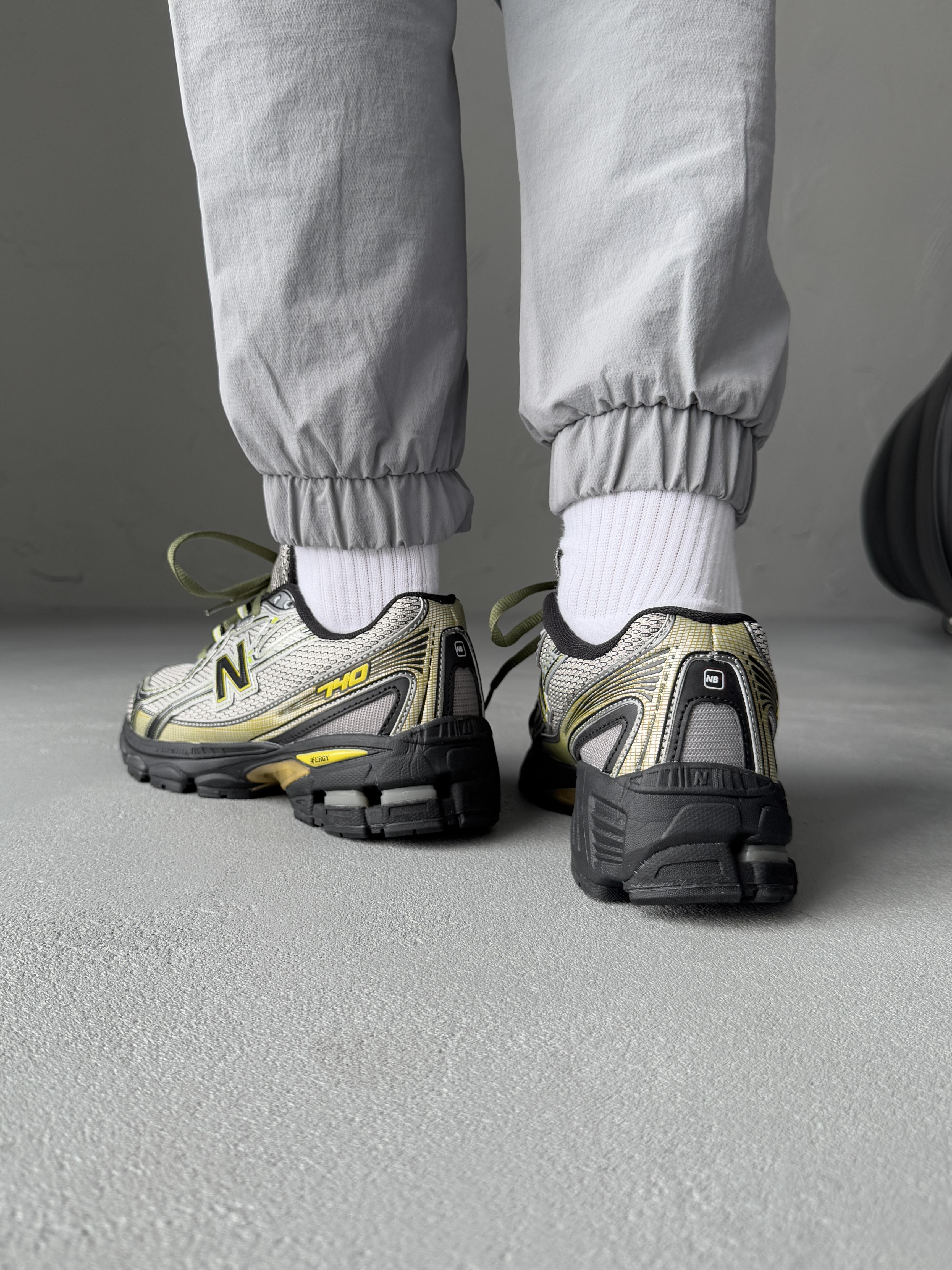 New Balance 740 Grey Black Yellow - изображение 3