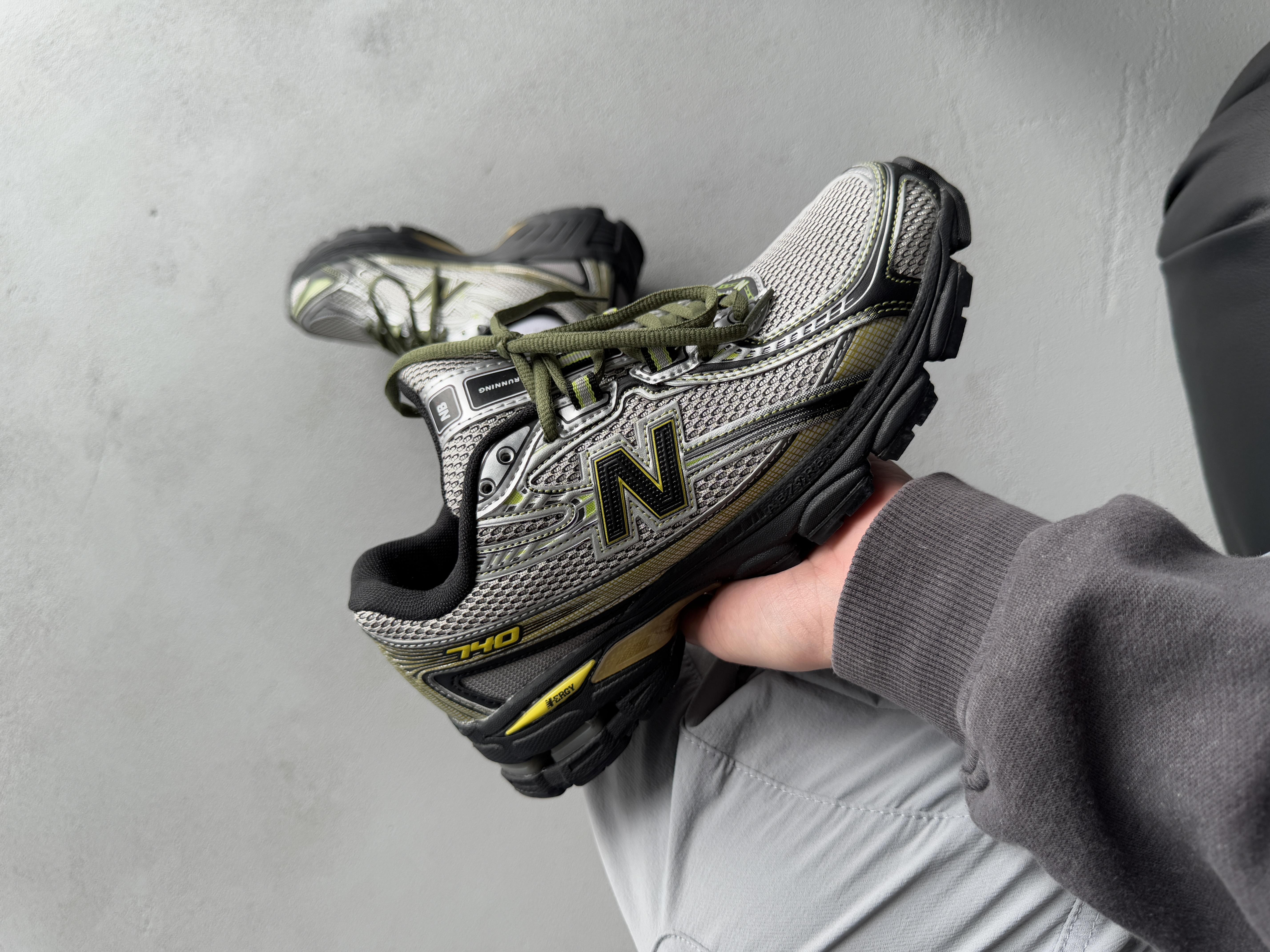 New Balance 740 Grey Black Yellow - изображение 8