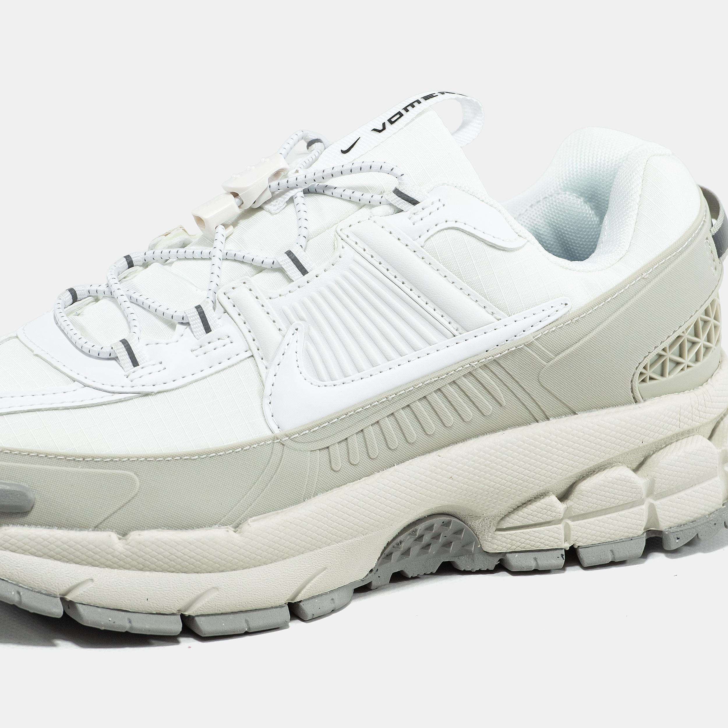 Nike Air Zoom Vomero Roam White Light Bone - изображение 8