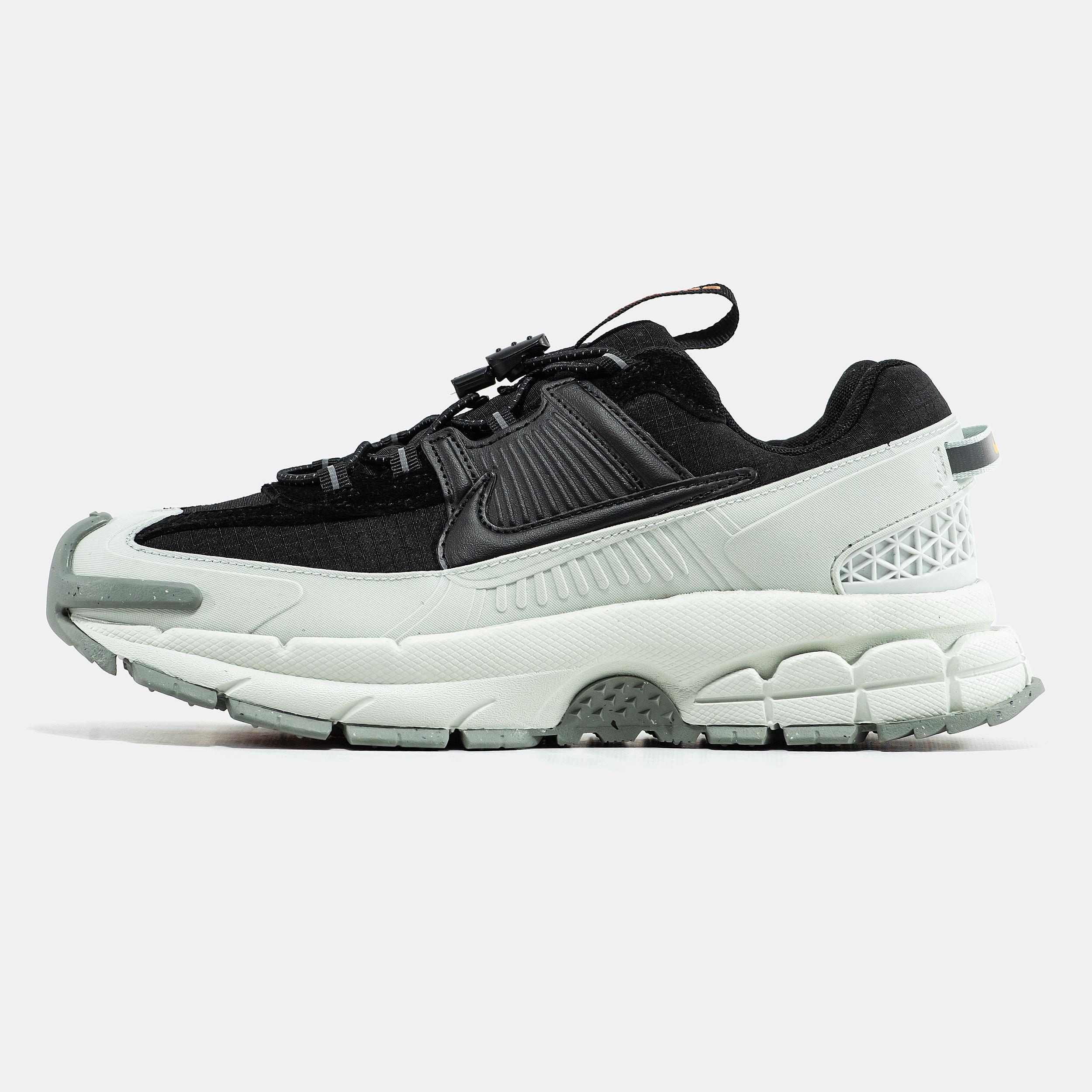 Nike Air Zoom Vomero Roam Black Light Bone