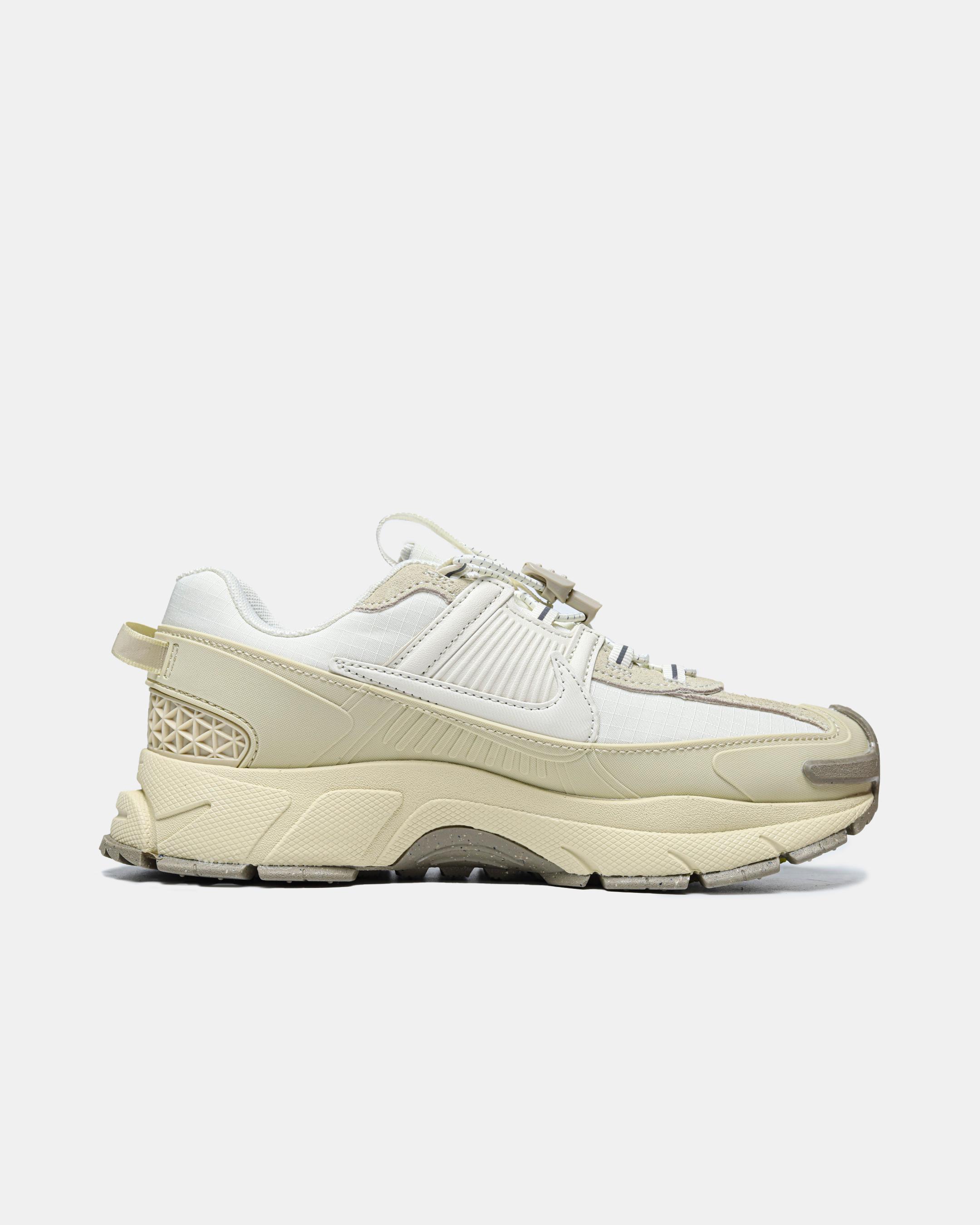 Nike Air Zoom Vomero Roam Summit White - изображение 1