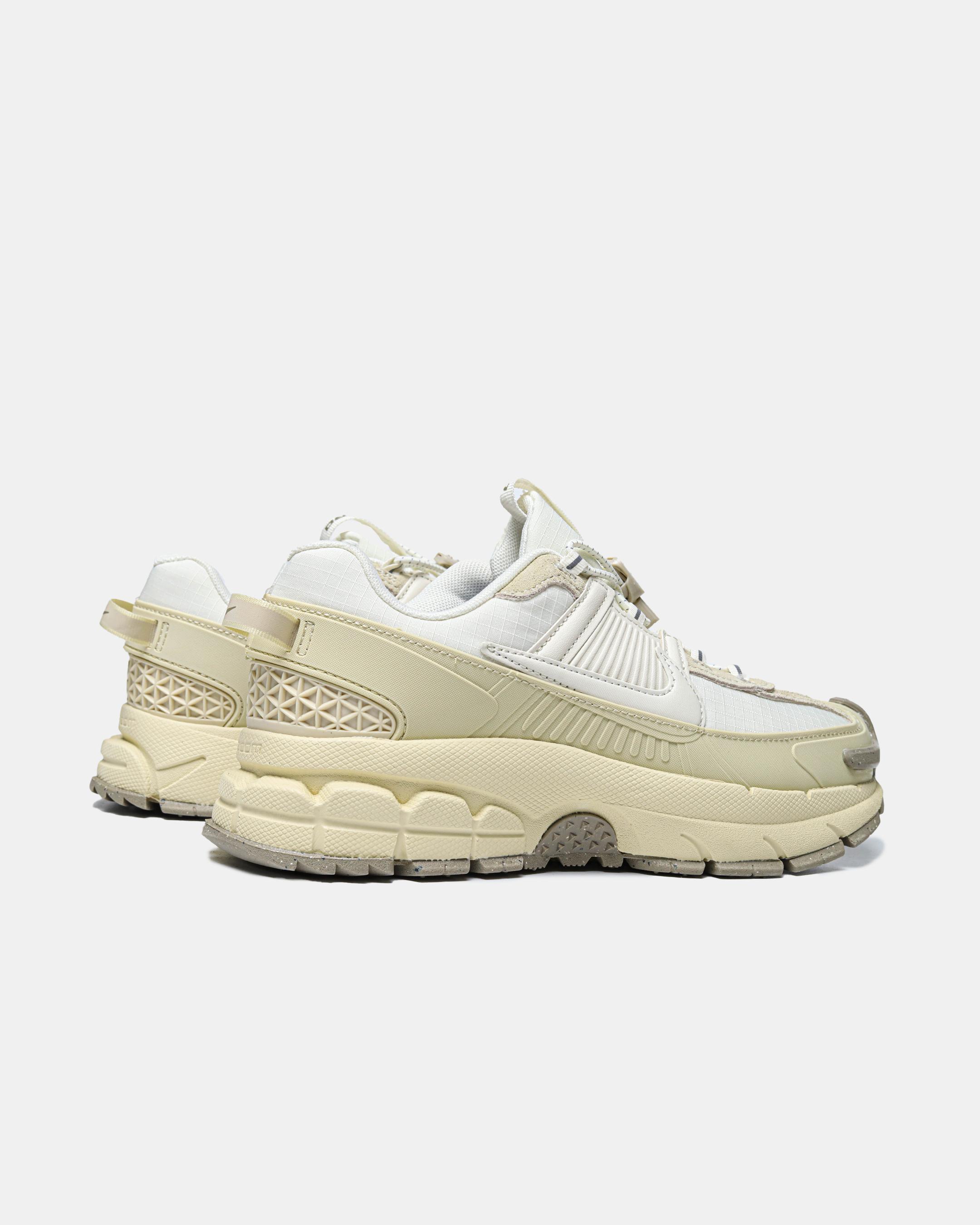 Nike Air Zoom Vomero Roam Summit White - изображение 8