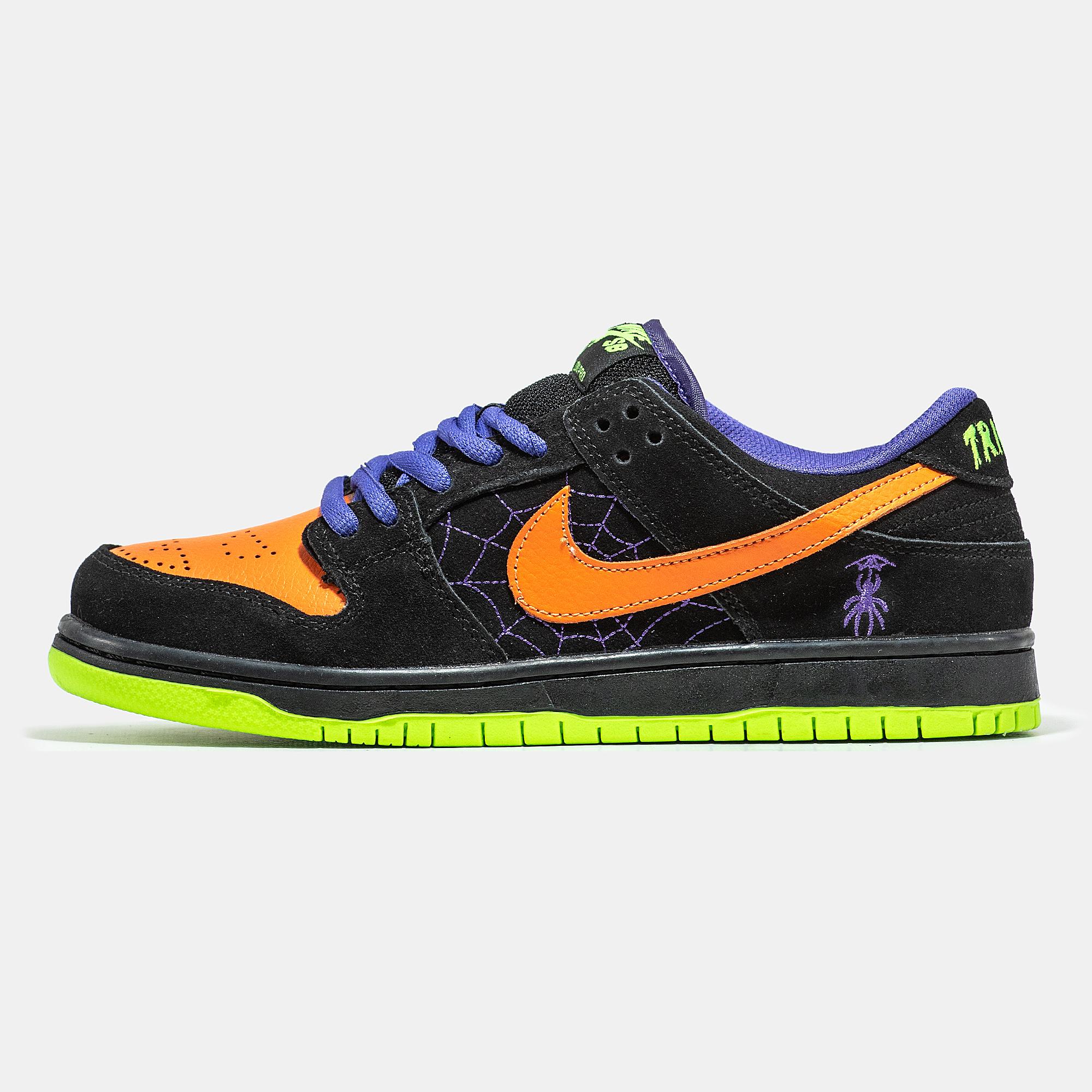 Nike SB Dunk Low Night of Mischief