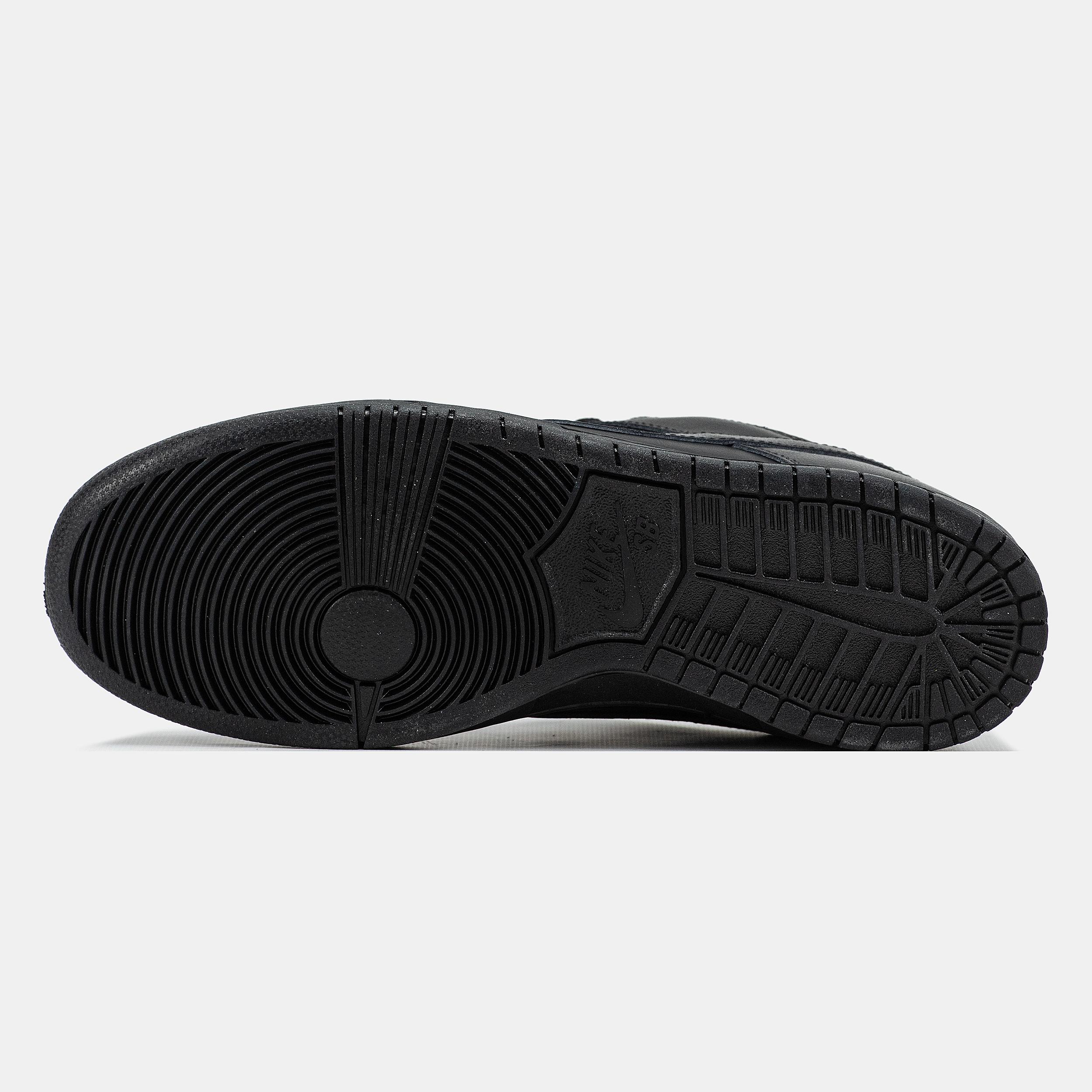 Nike SB Dunk Low Triple Black Leather - изображение 1