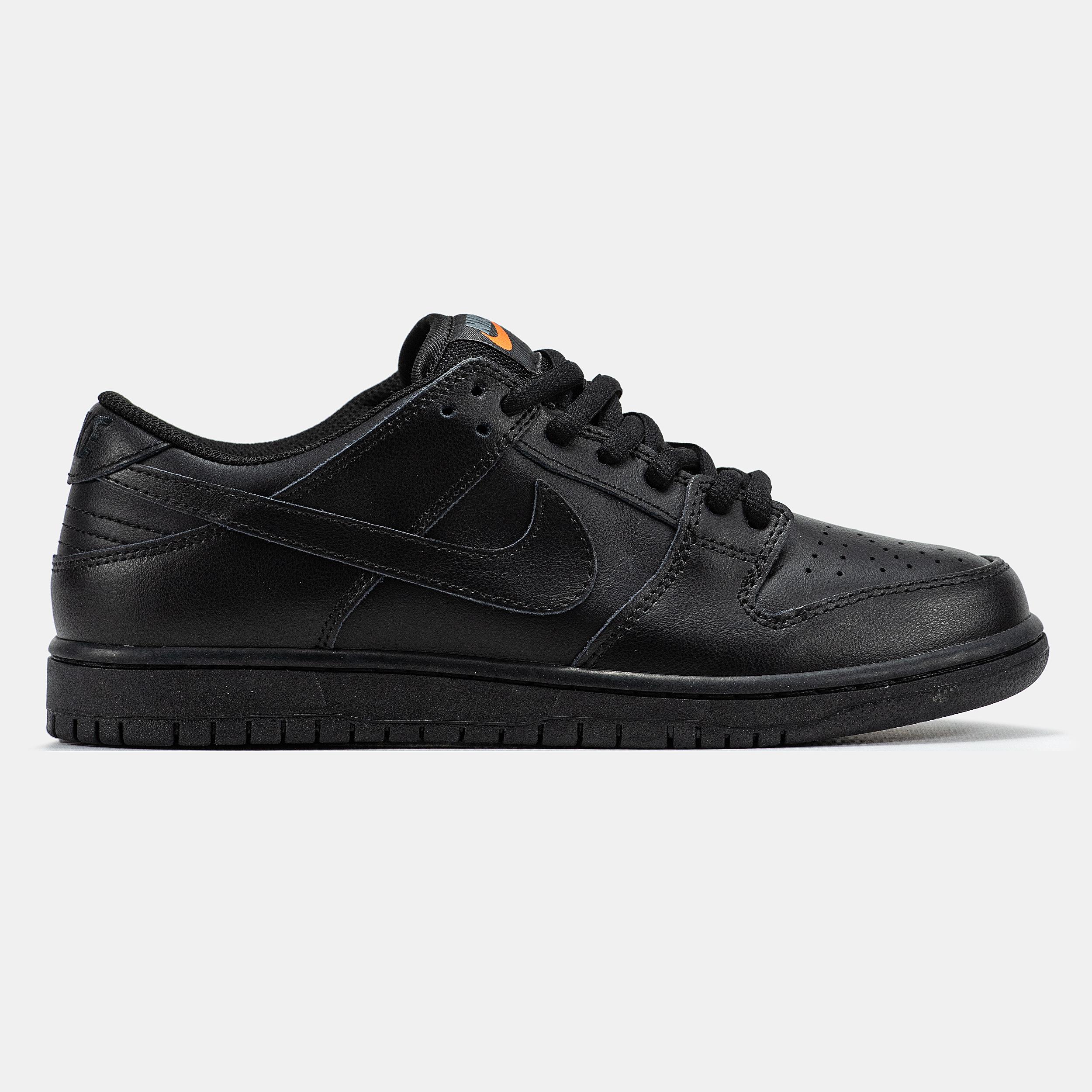 Nike SB Dunk Low Triple Black Leather - изображение 4