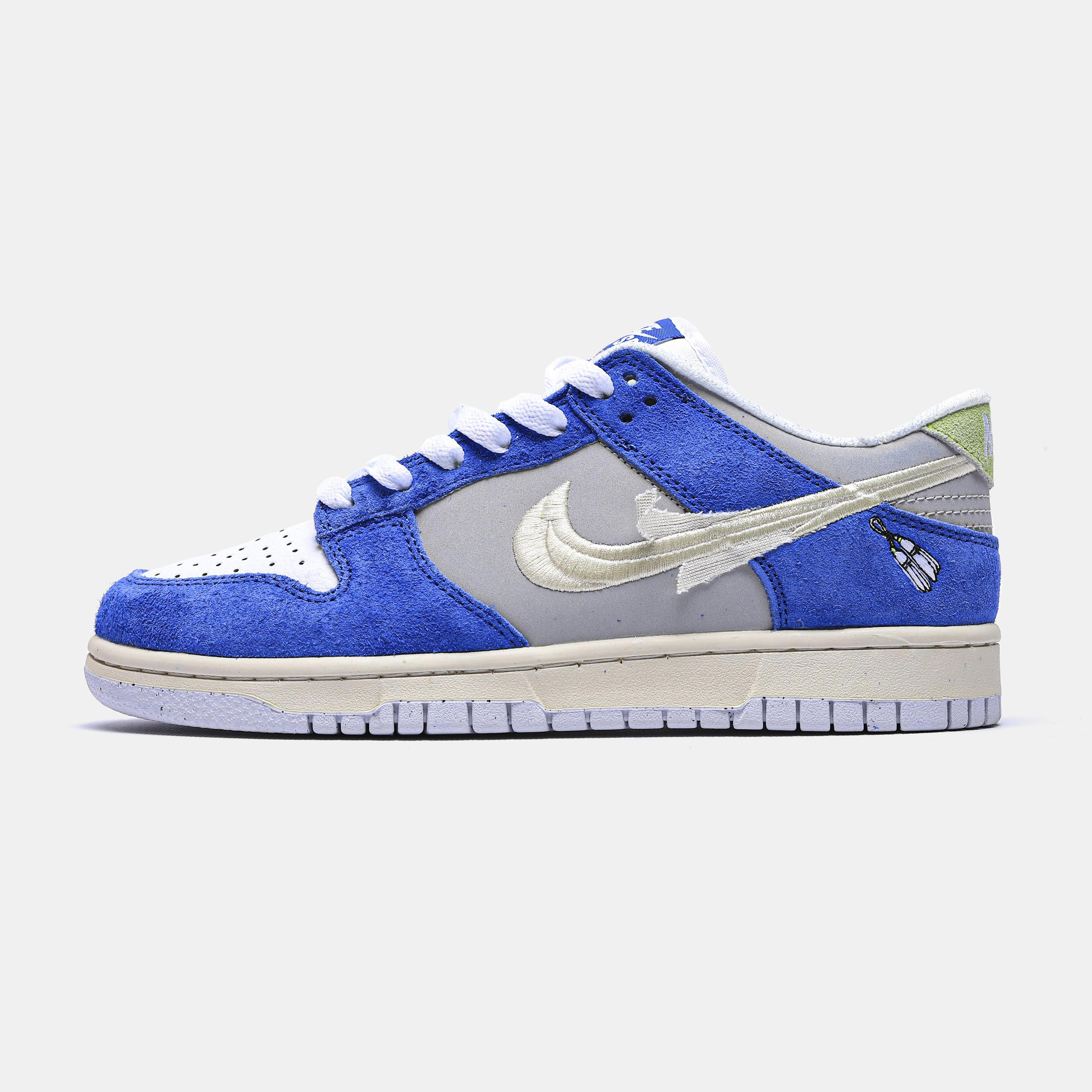 Fly Streetwear x Nike SB Dunk Low Pro “Gardenia”