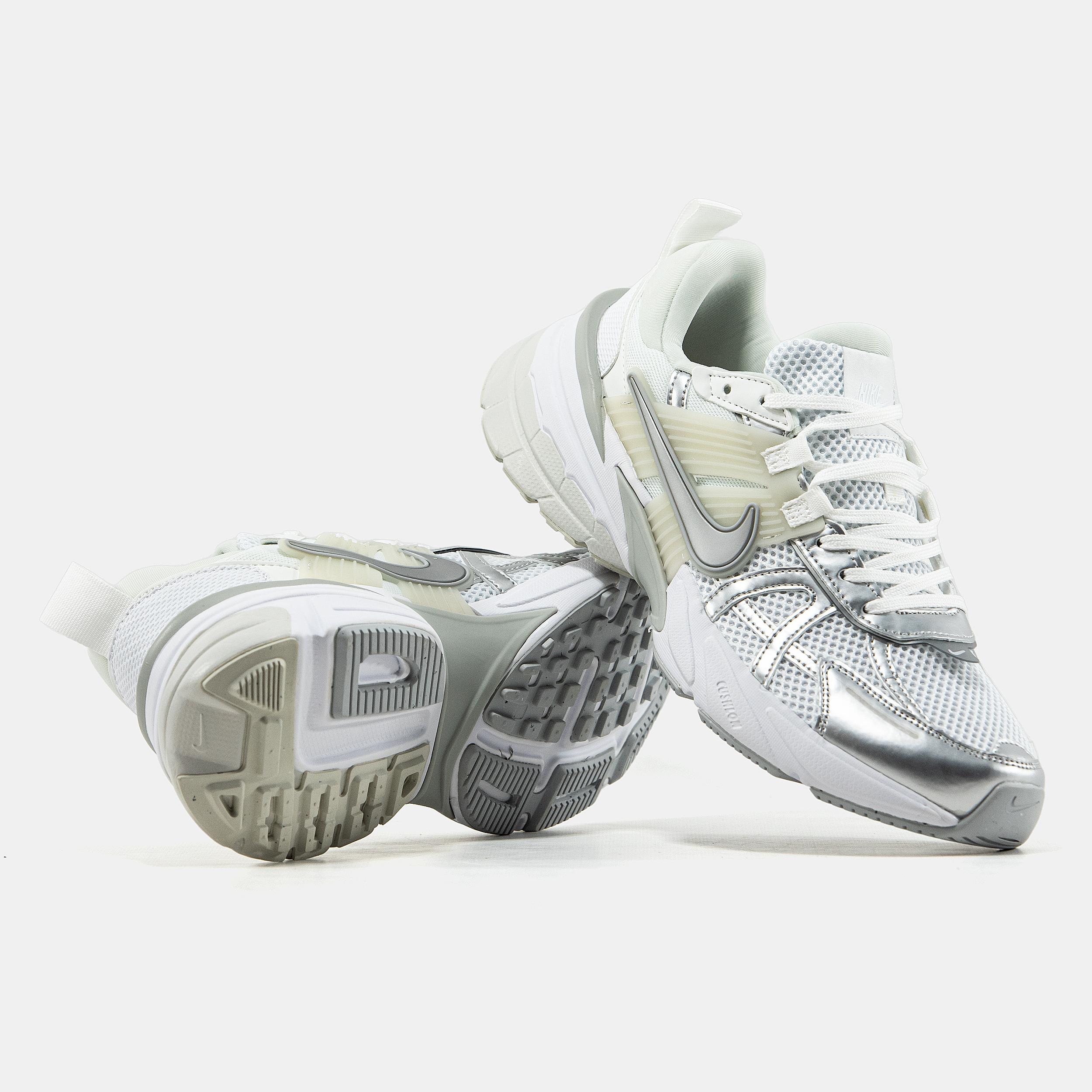 Nike V2K Runtekk White Silver - изображение 7