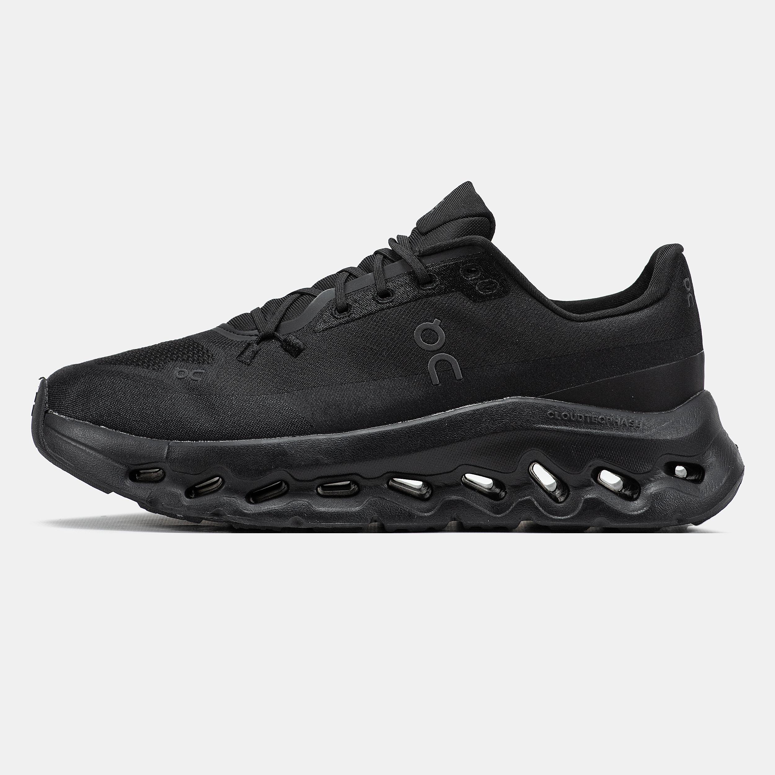 On Cloudtilt Triple Black