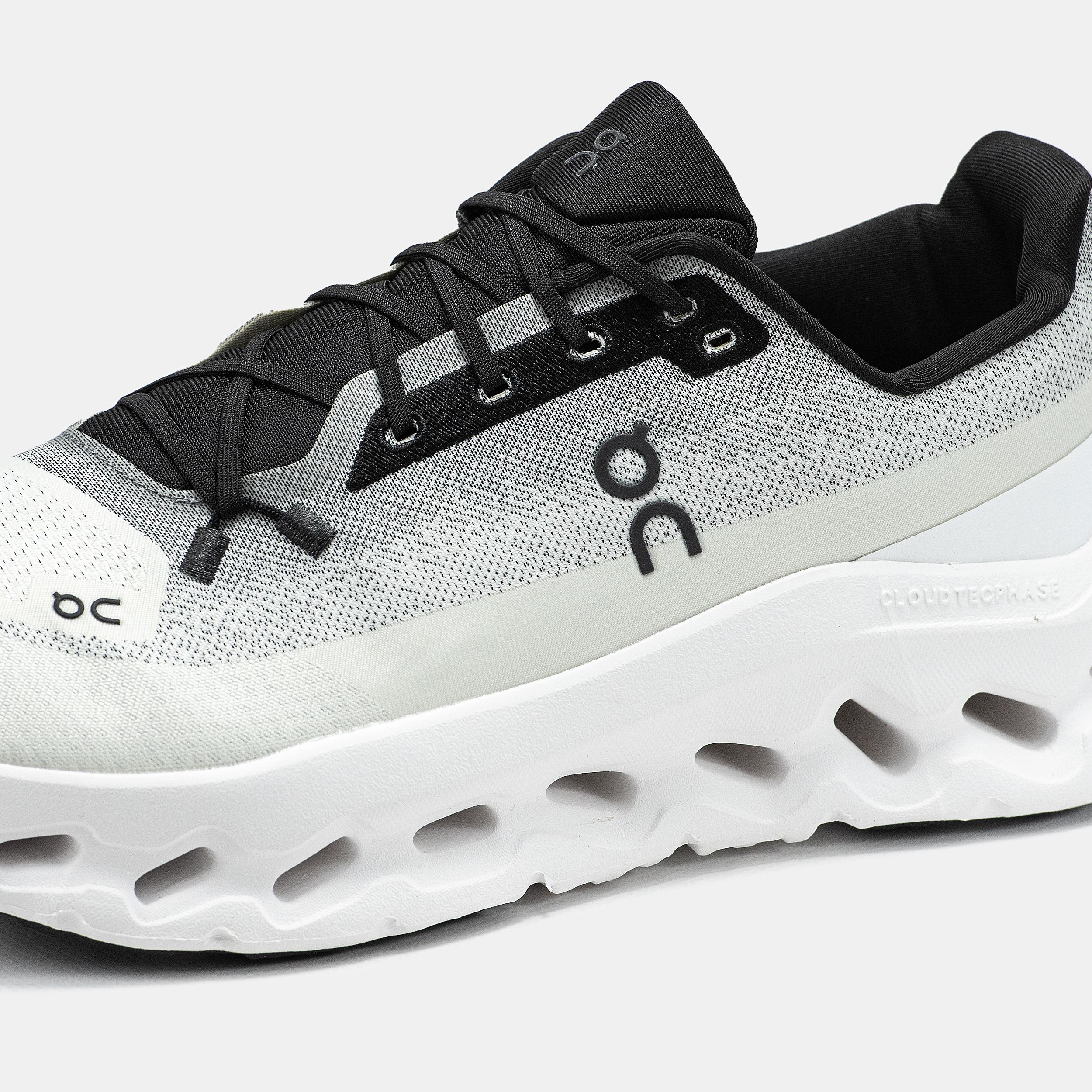 On Cloudtilt White Black - изображение 8