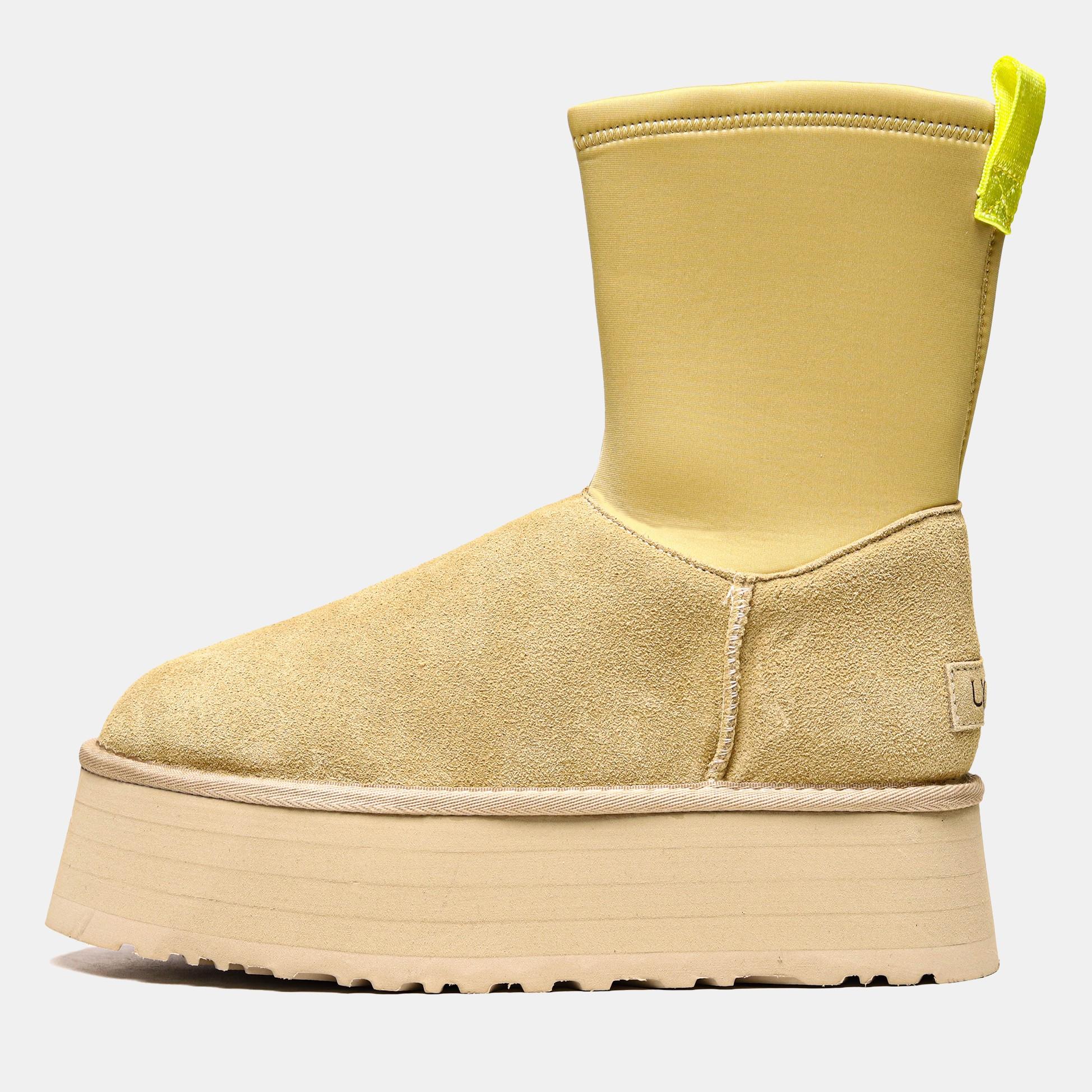 UGG Classic Dipper Boot Sand