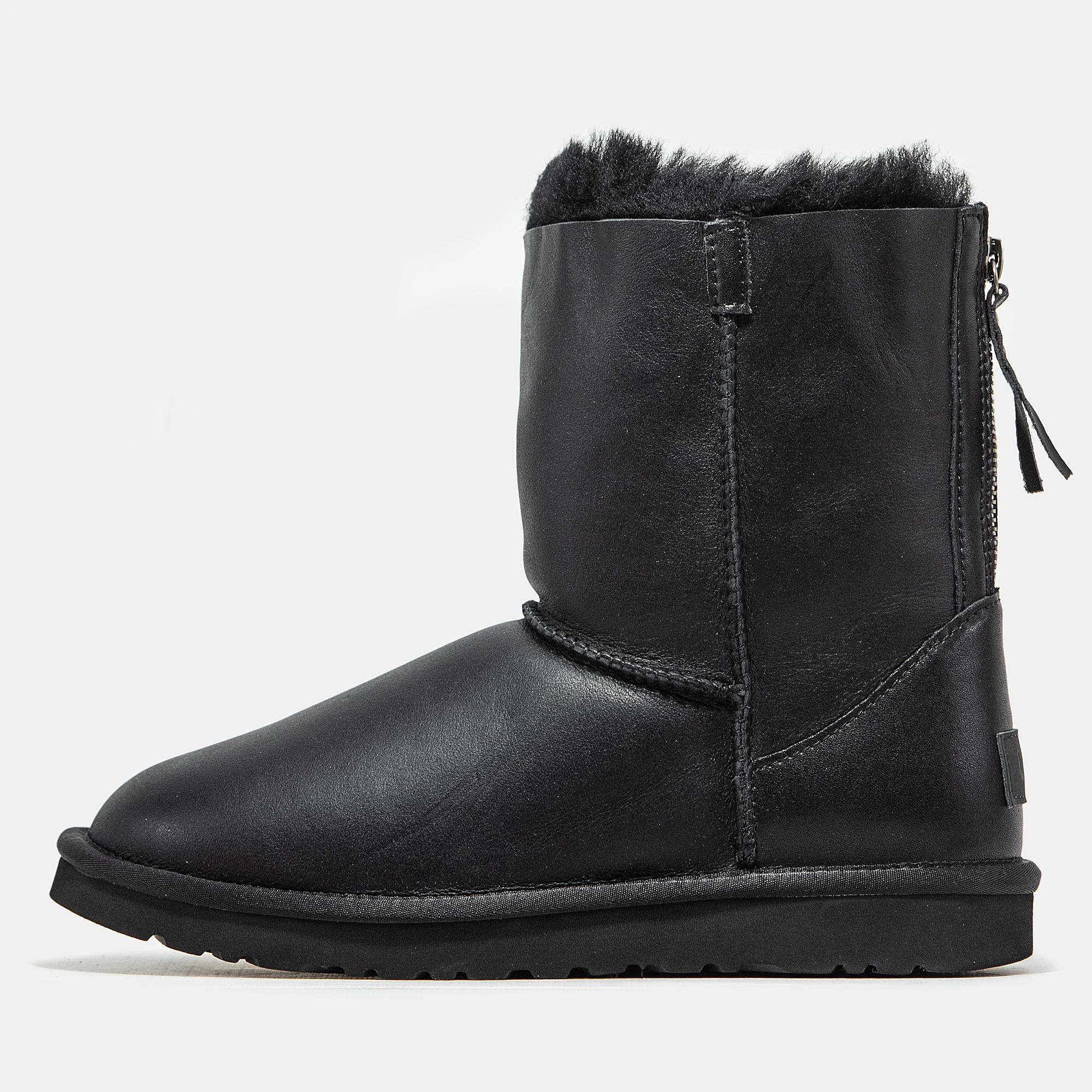 UGG Classic Short Zip Black